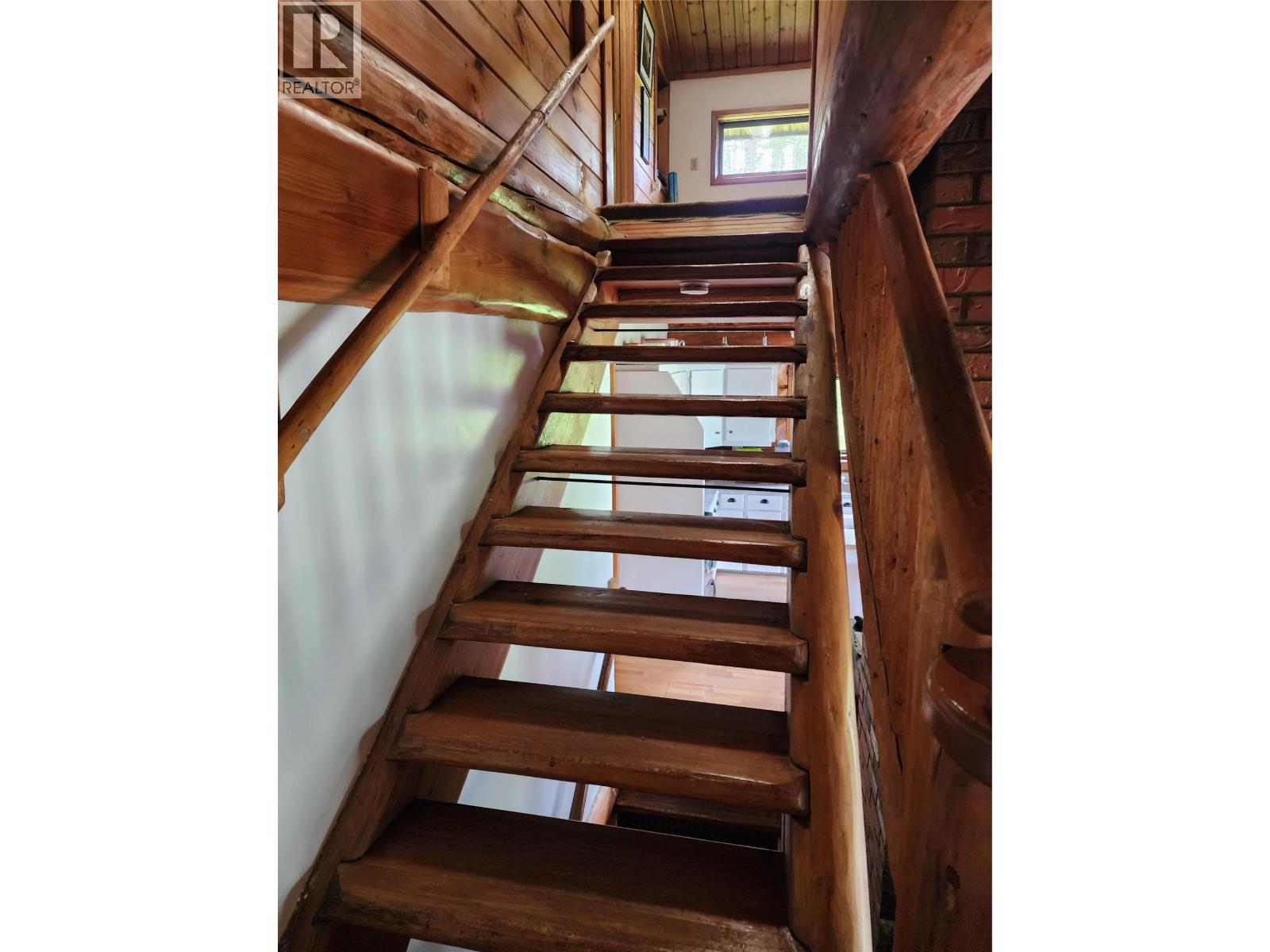 3660 Highway 6, Nakusp, British Columbia  V0G 1R1 - Photo 24 - 10388173