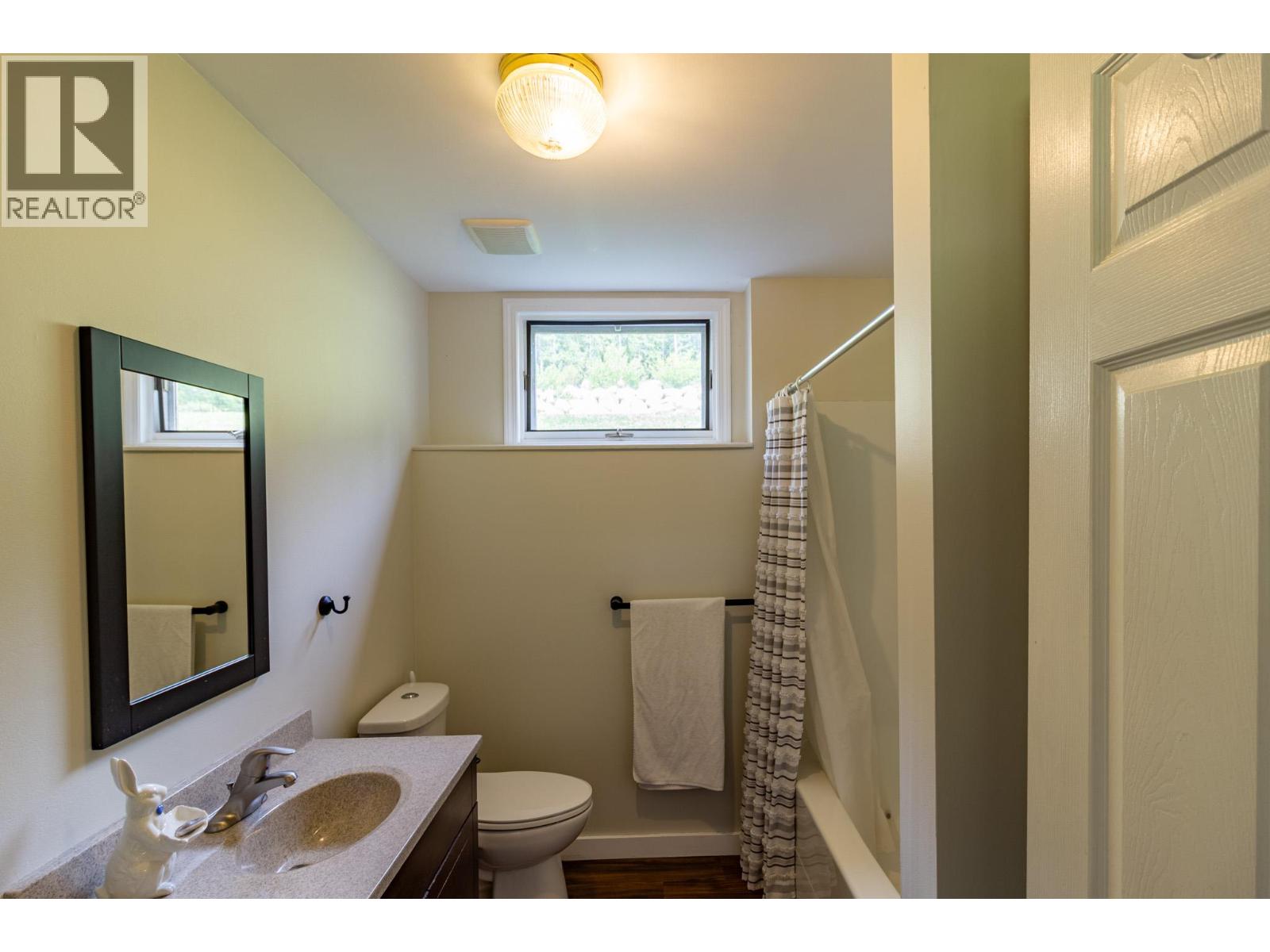 3975 Highway 3a Highway, Nelson, British Columbia  V1L 6M8 - Photo 35 - 10390819