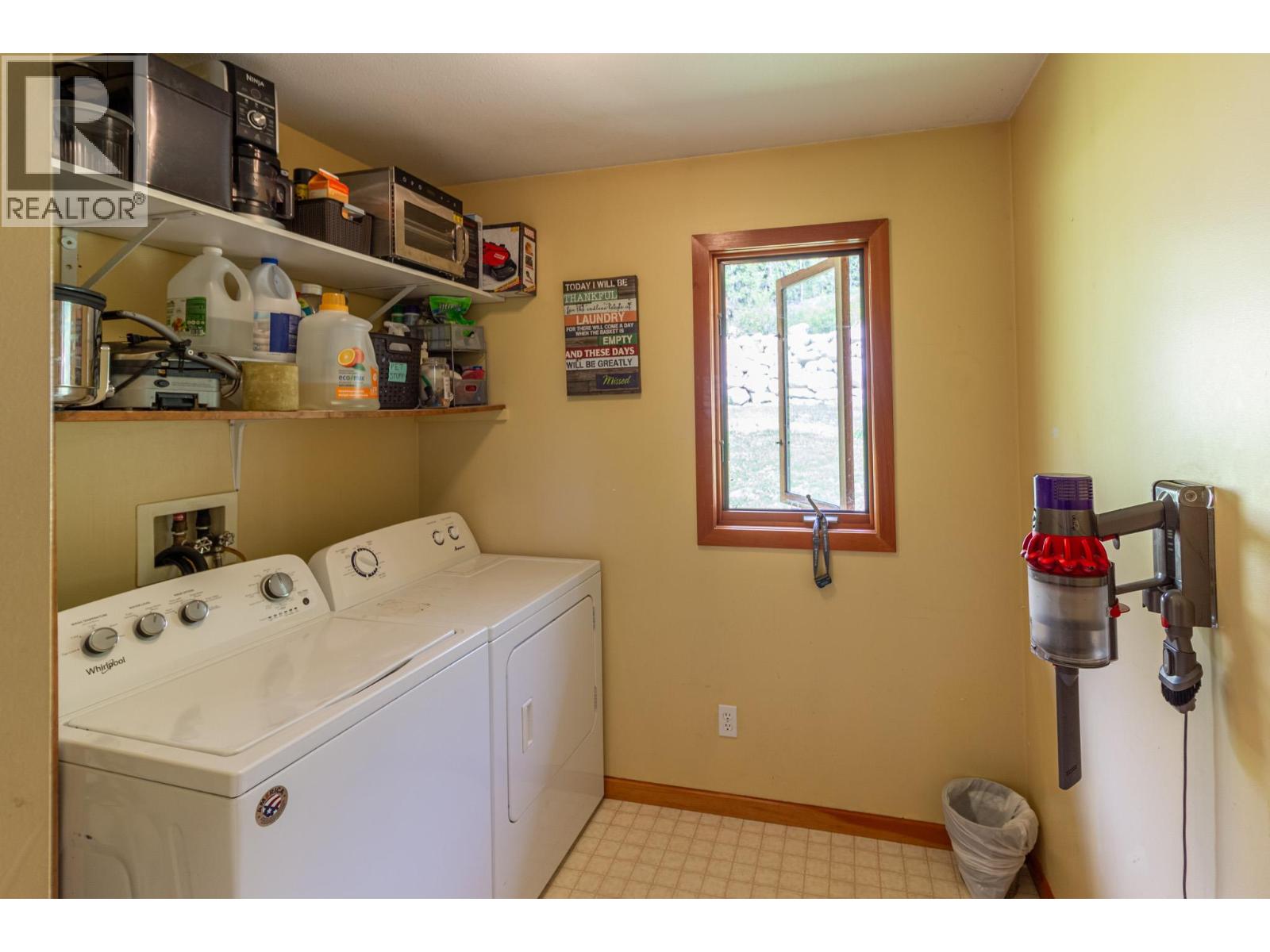 3975 Highway 3a Highway, Nelson, British Columbia  V1L 6M8 - Photo 36 - 10390819
