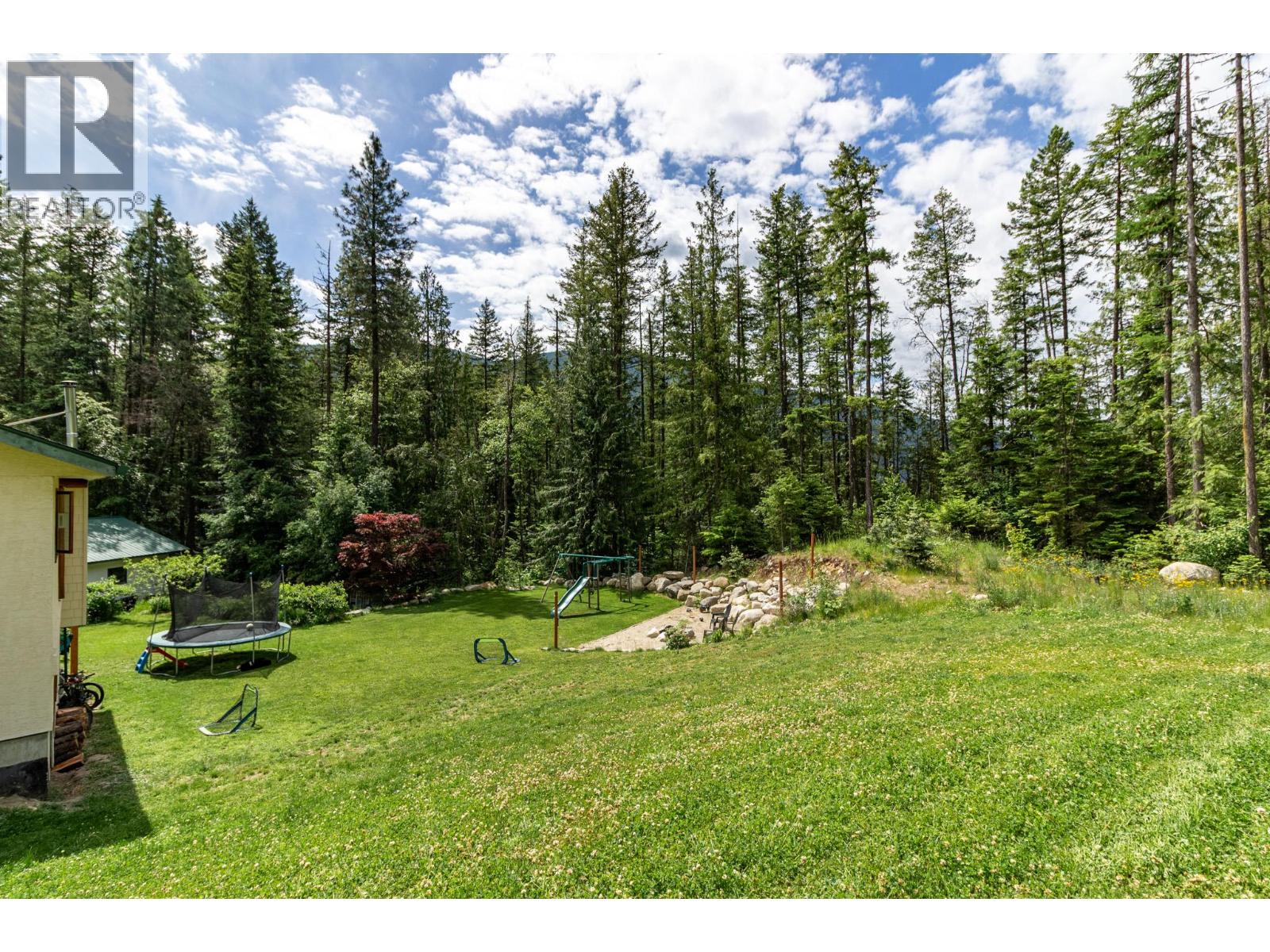 3975 Highway 3a Highway, Nelson, British Columbia  V1L 6M8 - Photo 39 - 10390819