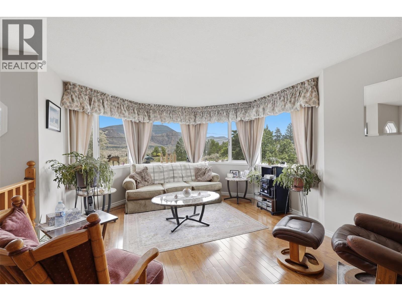 809 Uplands Court, Kamloops, British Columbia  V2C 6M8 - Photo 6 - 10390565