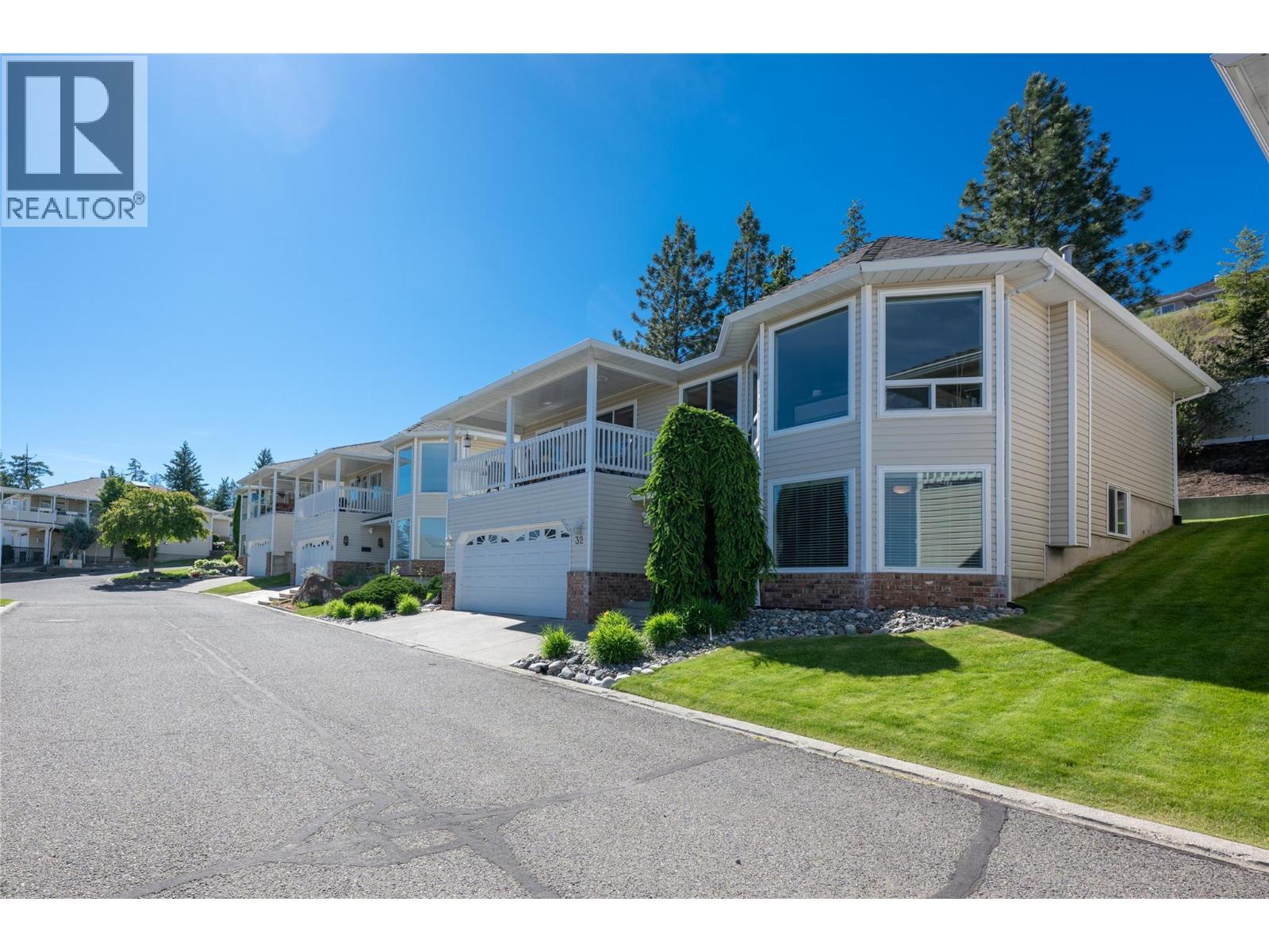 2030 Van Horne Drive Unit# 32, Kamloops, British Columbia  V1S 1P6 - Photo 3 - 10390957