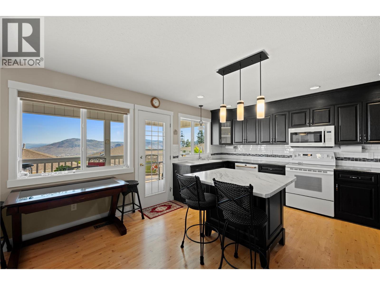 2030 Van Horne Drive Unit# 32, Kamloops, British Columbia  V1S 1P6 - Photo 5 - 10390957