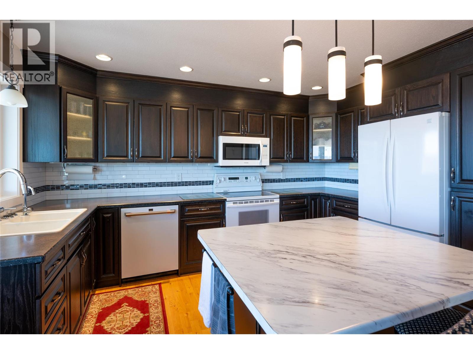 2030 Van Horne Drive Unit# 32, Kamloops, British Columbia  V1S 1P6 - Photo 7 - 10390957