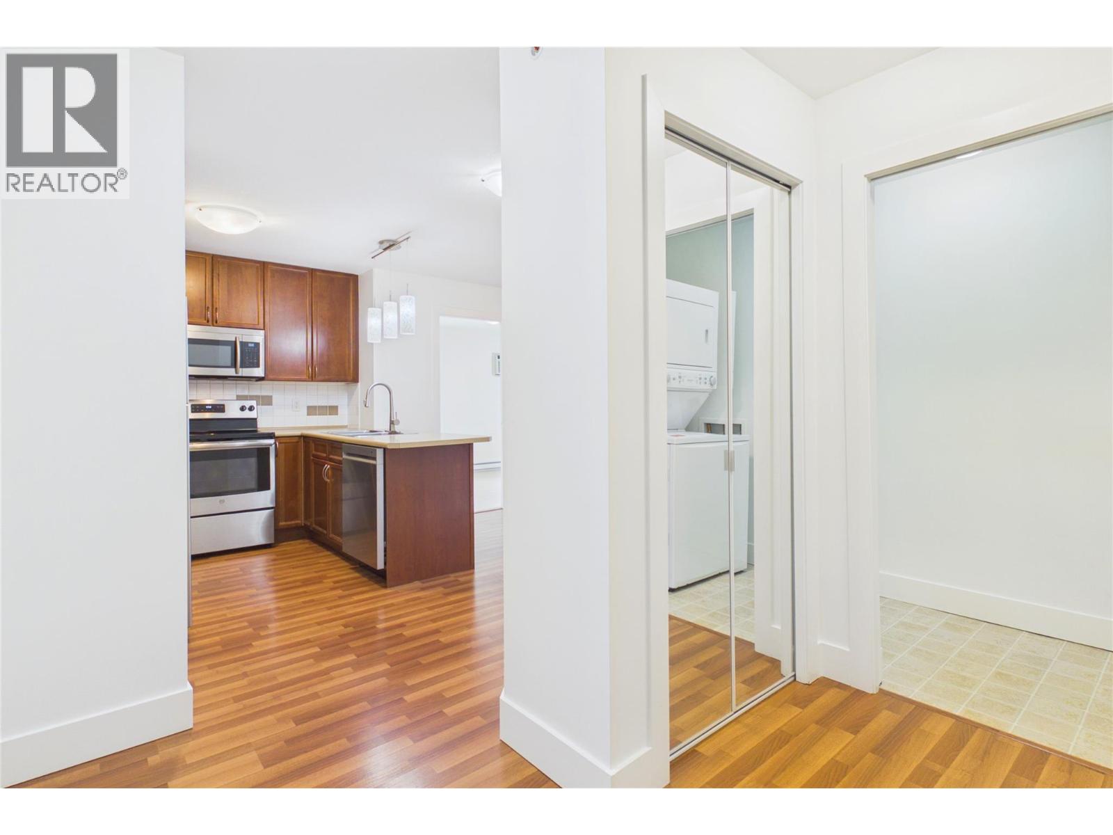 256 Hastings Avenue Unit# 404, Penticton, British Columbia  V2A 2V6 - Photo 23 - 10390524
