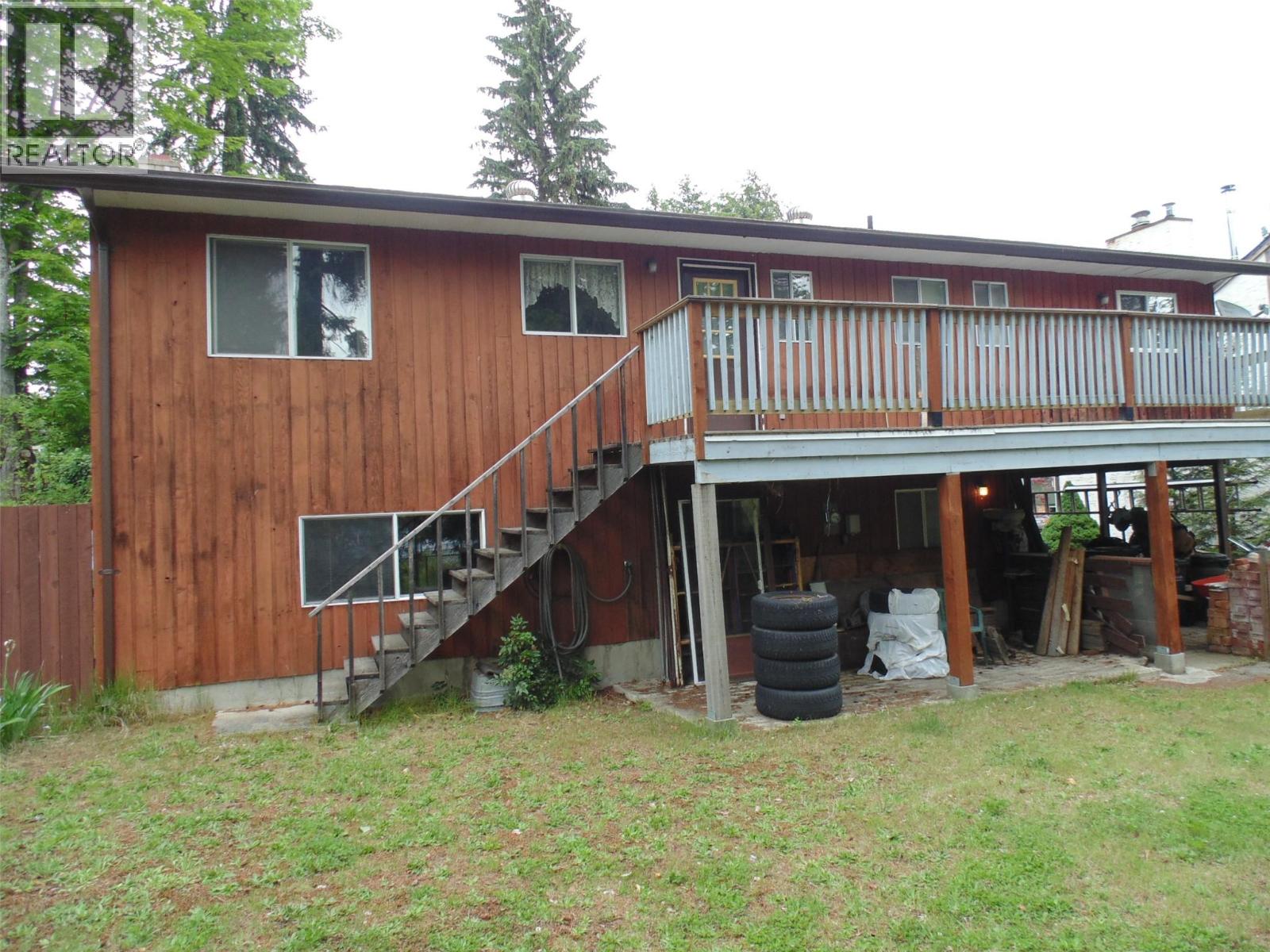 1410 Highland Drive, Castlegar, British Columbia  V1N 3V9 - Photo 2 - 10389648