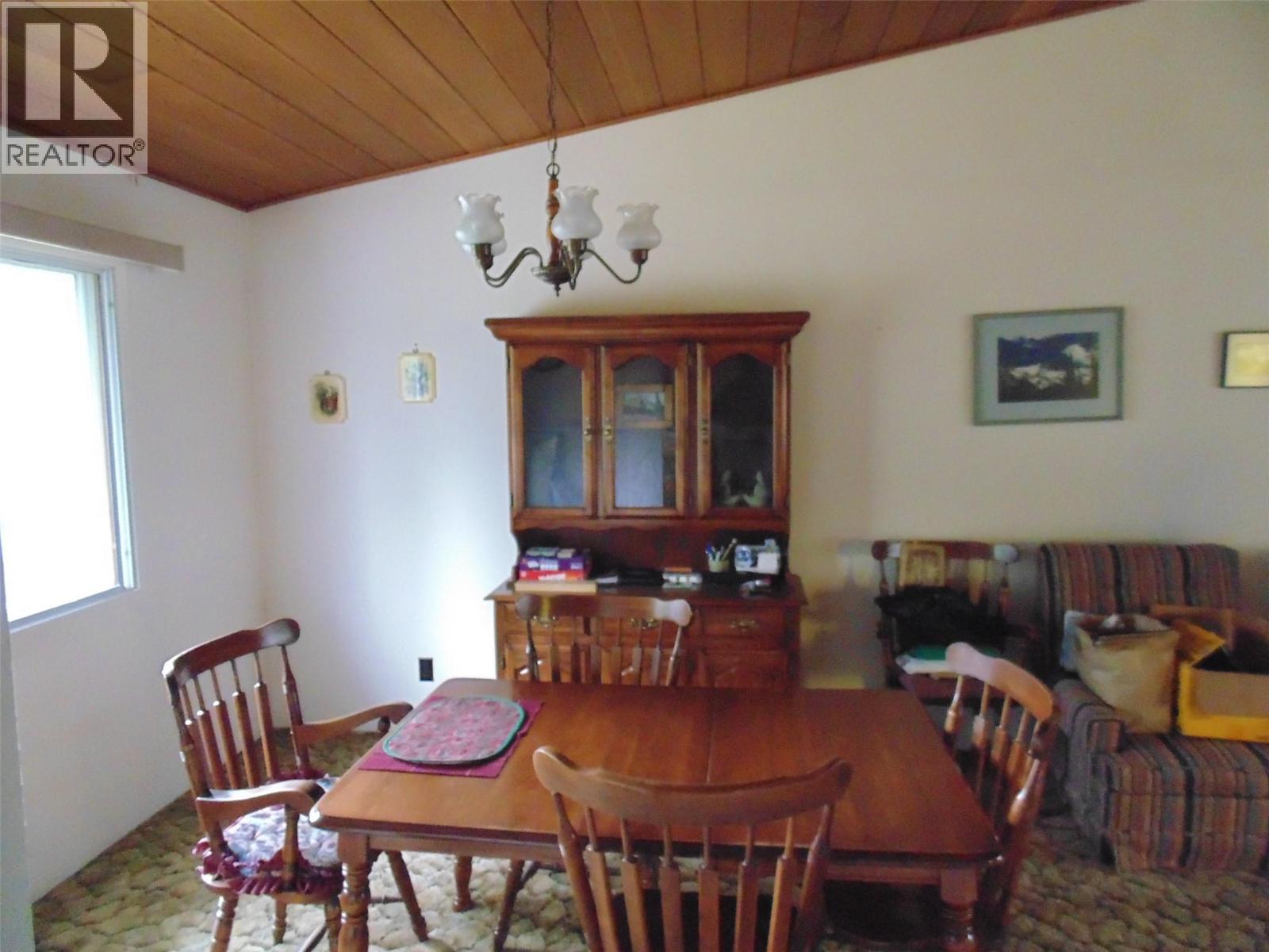1410 Highland Drive, Castlegar, British Columbia  V1N 3V9 - Photo 8 - 10389648