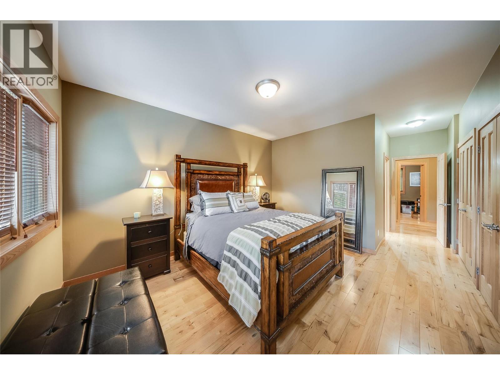 1009 Silvertip Road, Rossland, British Columbia  V0G 1Y0 - Photo 23 - 10388381