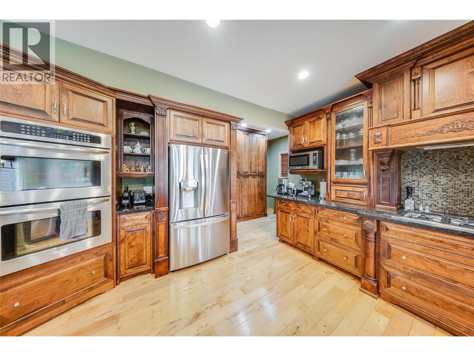 1009 Silvertip Road, Rossland, British Columbia  V0G 1Y0 - Photo 9 - 10388381