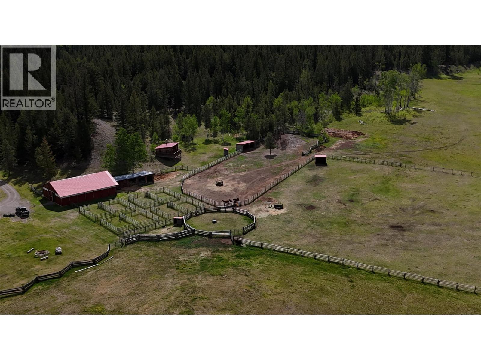 880 Isadore Road, Clinton, British Columbia  V0K 1K0 - Photo 10 - 10390981