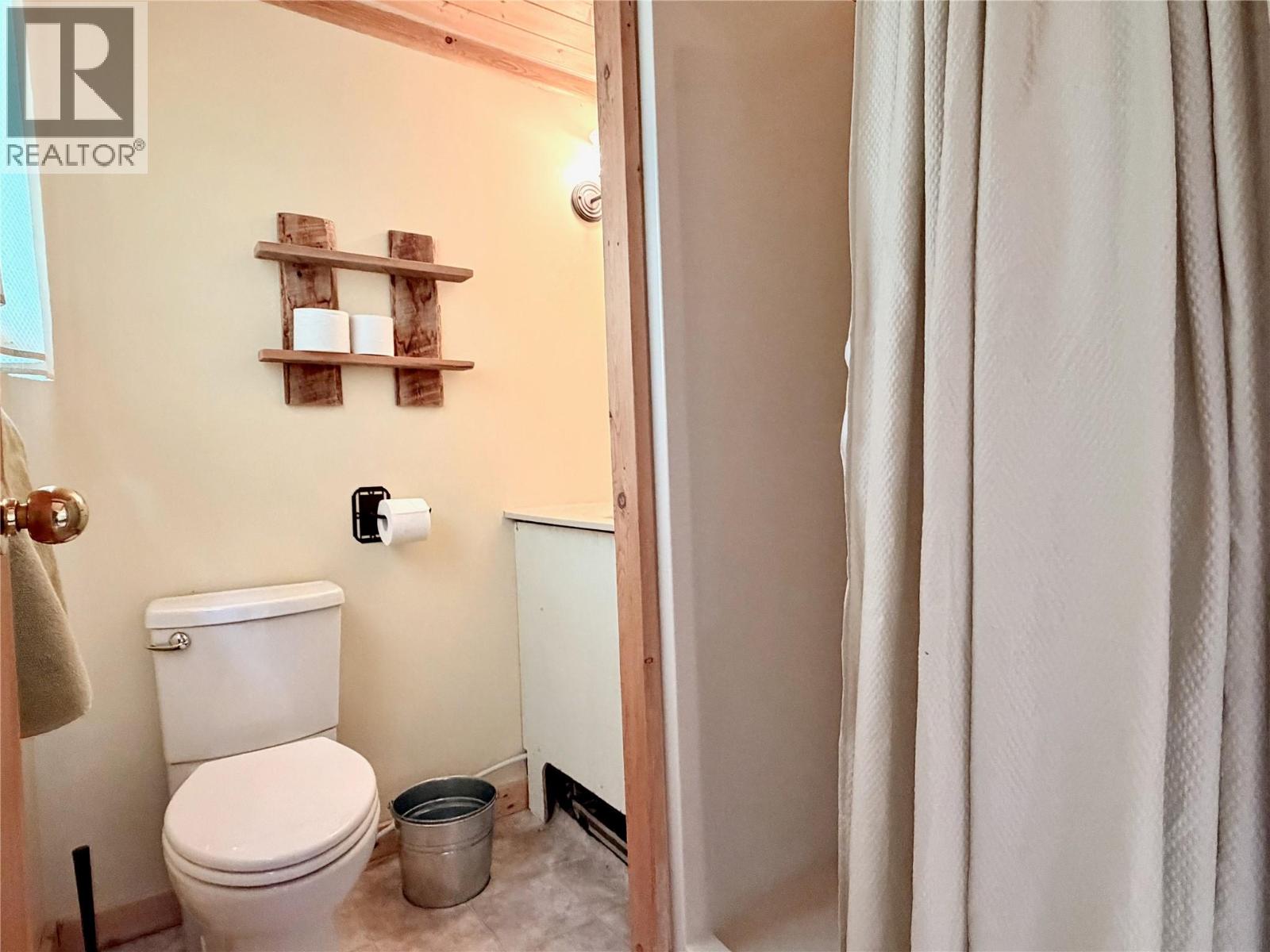 880 Isadore Road, Clinton, British Columbia  V0K 1K0 - Photo 35 - 10390981