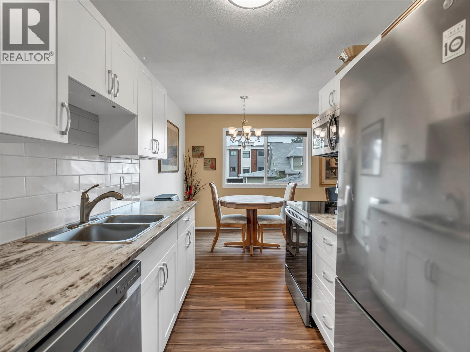 803 Fairview Road Unit# 212, Penticton, British Columbia  V2A 5Y7 - Photo 5 - 10390713