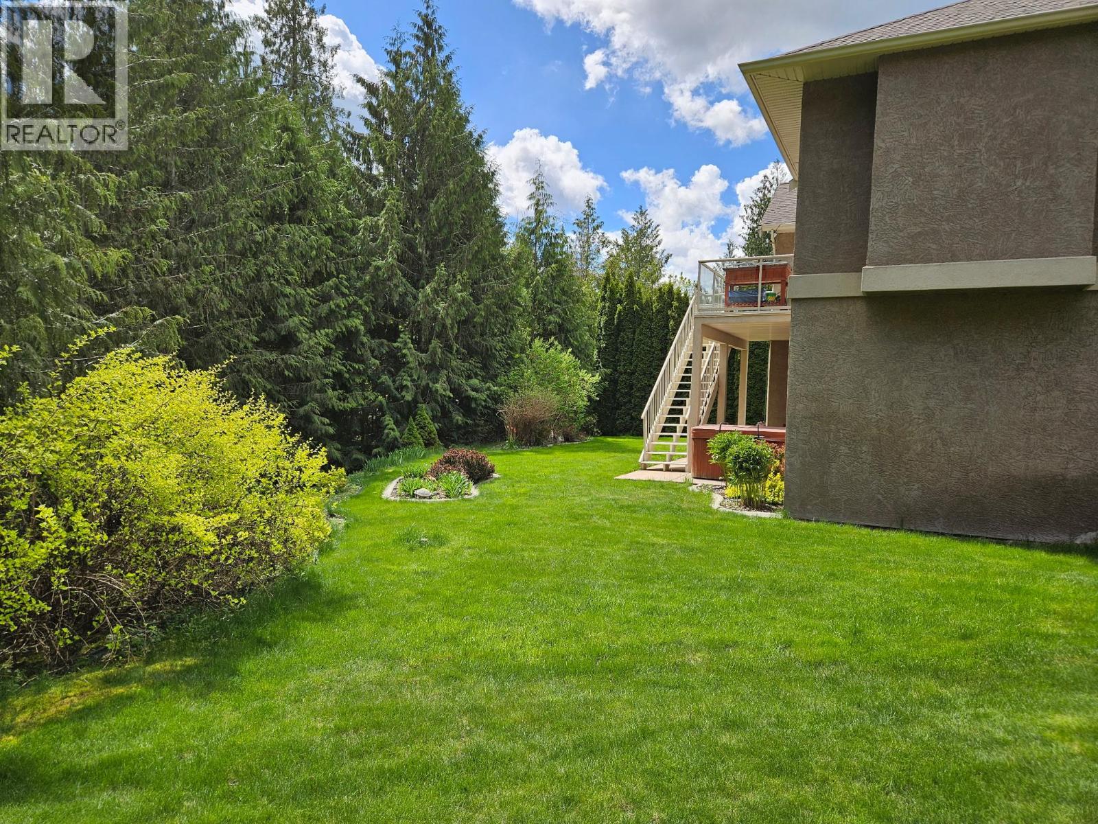 2470 24 Avenue Ne, Salmon Arm, British Columbia  V1E 3Y4 - Photo 7 - 10390887