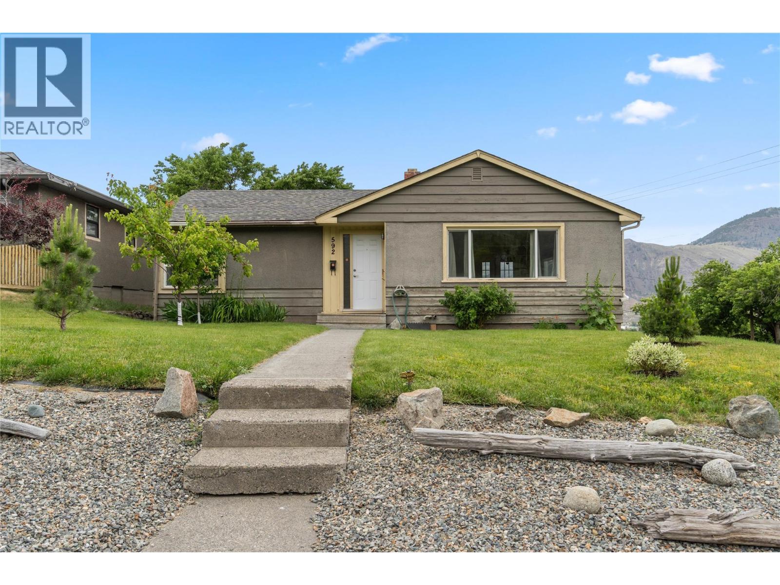 592 MUNRO Street, kamloops, British Columbia