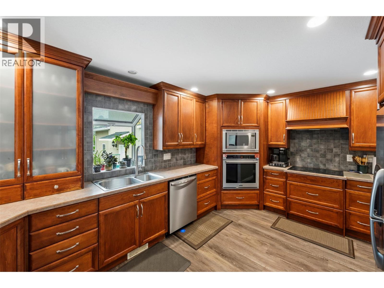 7145 Tucelnuit Drive, Oliver, British Columbia  V0H 1T2 - Photo 15 - 10390528