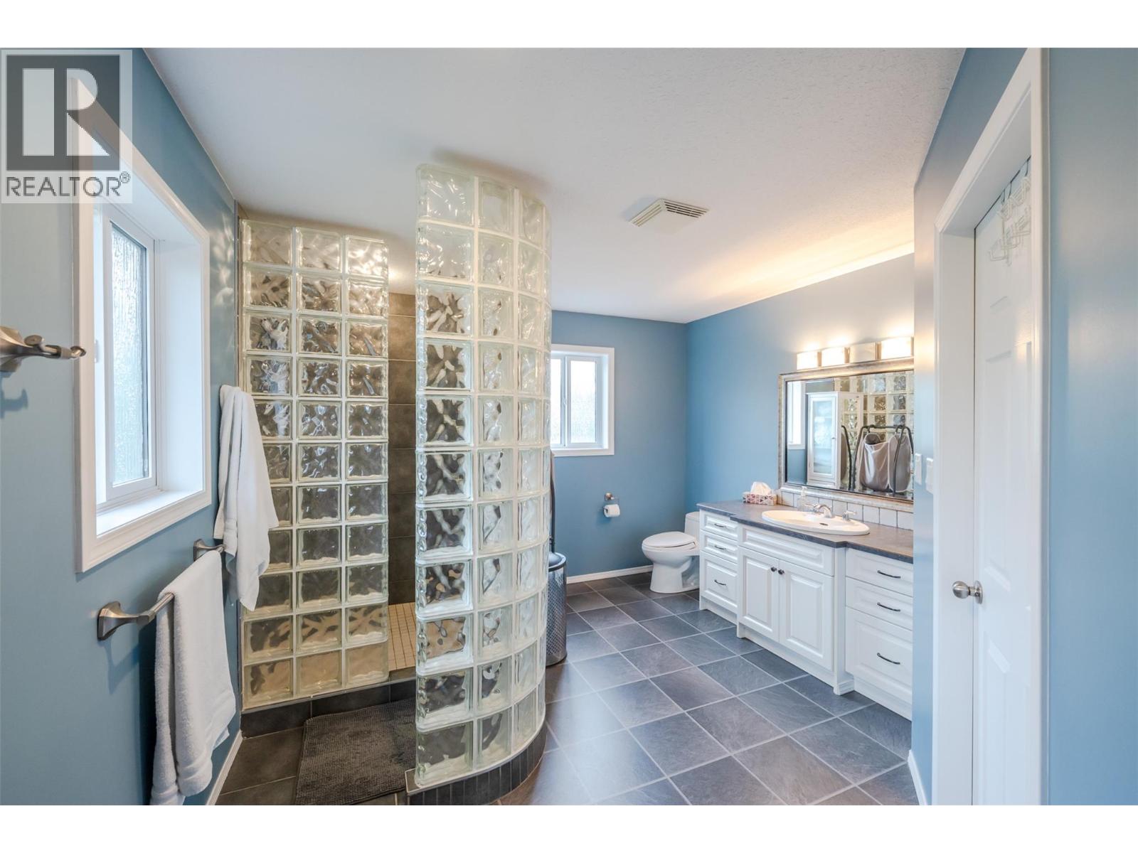 7145 Tucelnuit Drive, Oliver, British Columbia  V0H 1T2 - Photo 46 - 10390528