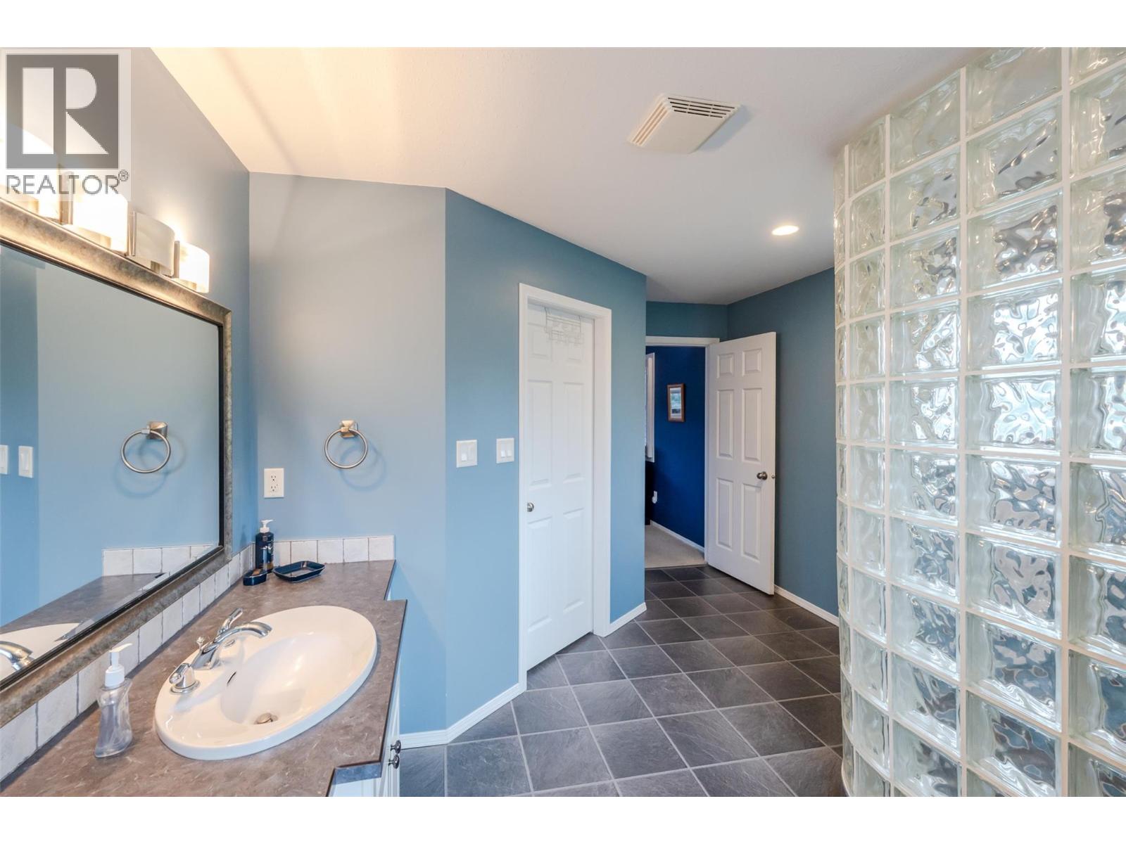 7145 Tucelnuit Drive, Oliver, British Columbia  V0H 1T2 - Photo 48 - 10390528