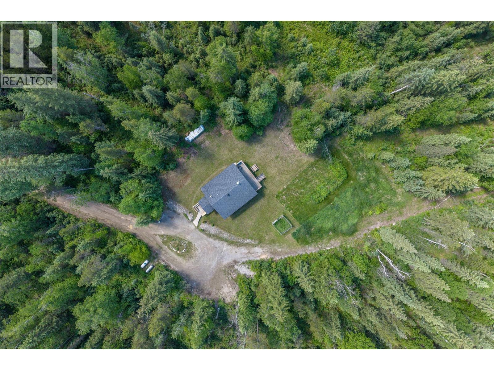 2415 Kettleston Road, Golden, British Columbia  V0A 1H1 - Photo 27 - 10390585