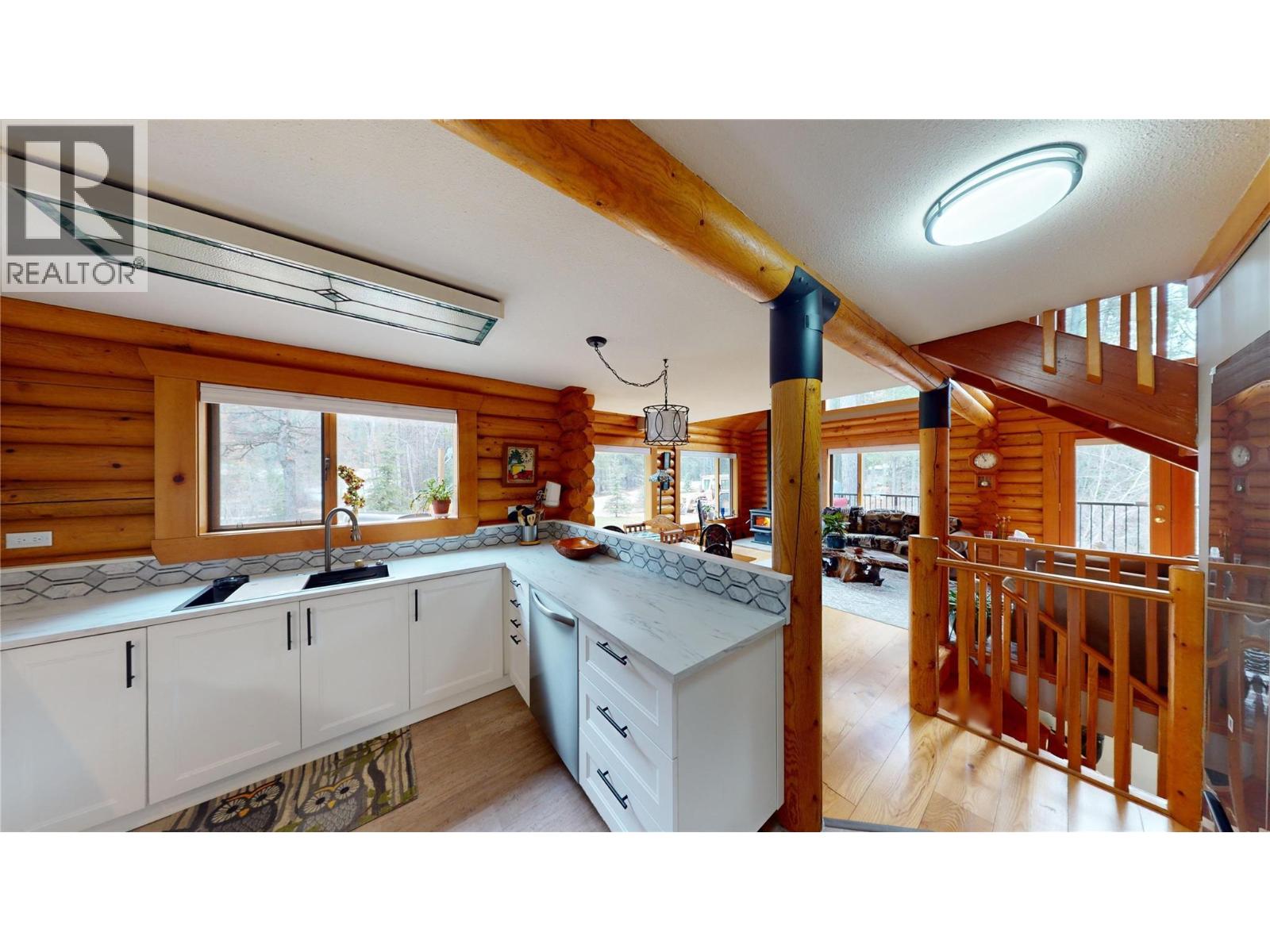 9725 Braunagel Road, Moyie, British Columbia  V0B 2A0 - Photo 16 - 10391014