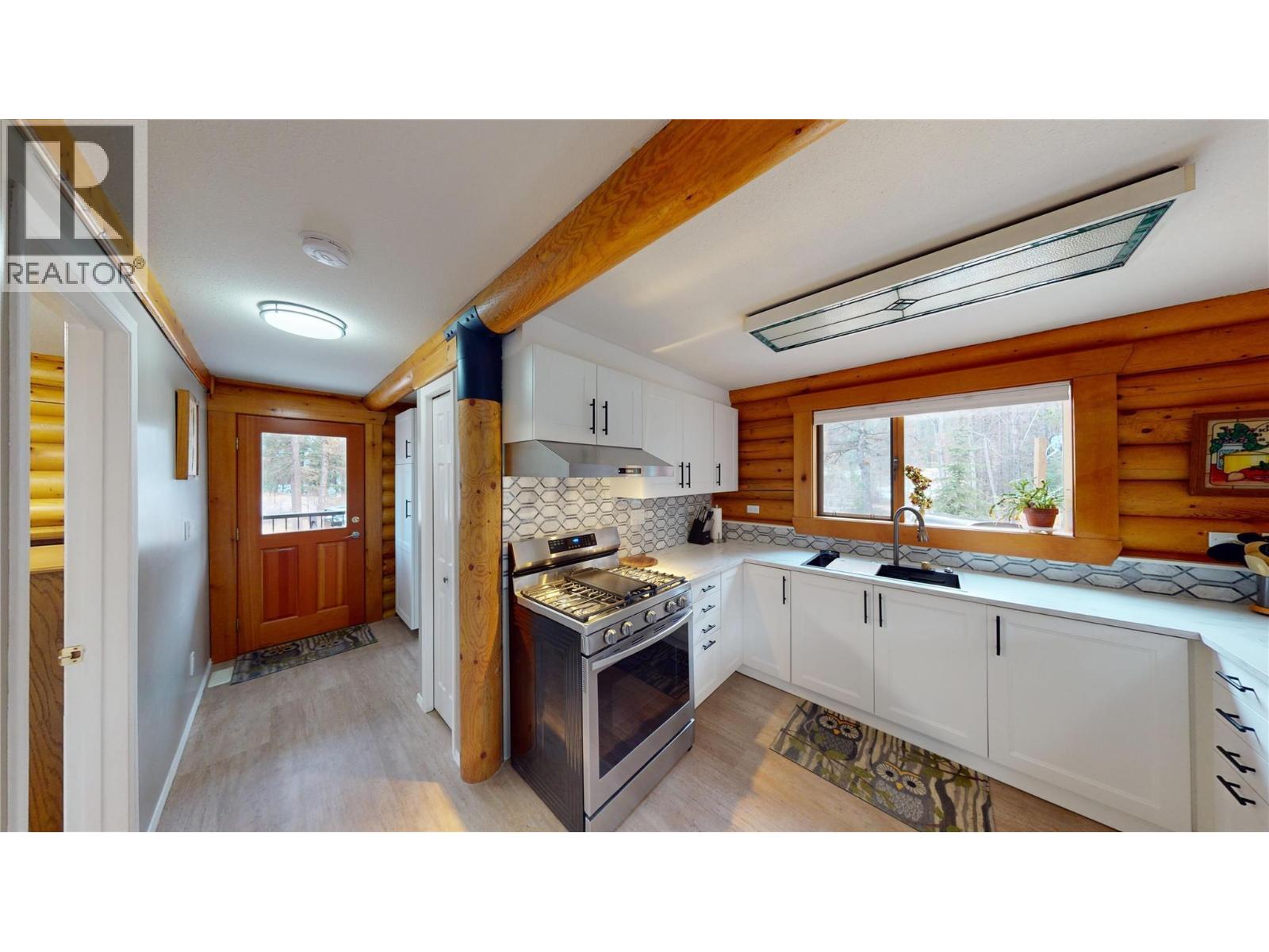 9725 Braunagel Road, Moyie, British Columbia  V0B 2A0 - Photo 18 - 10391014