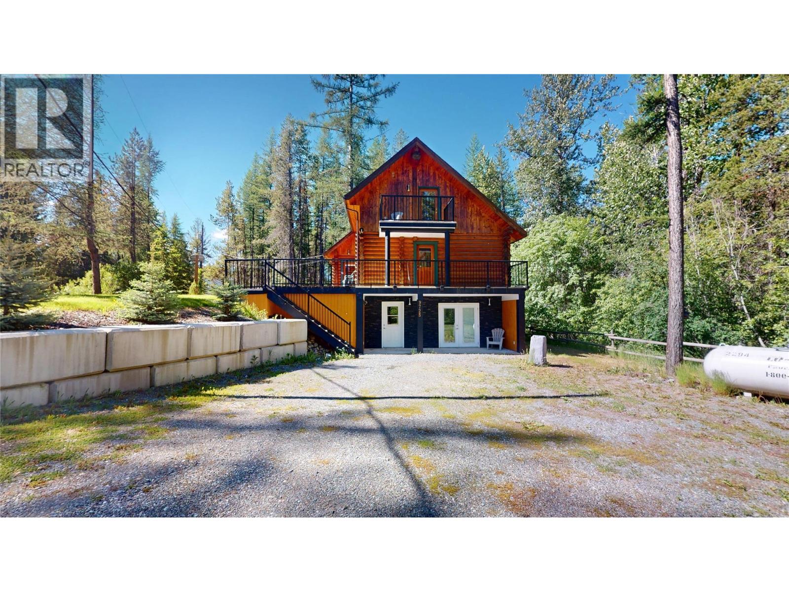 9725 Braunagel Road, Moyie, British Columbia  V0B 2A0 - Photo 2 - 10391014