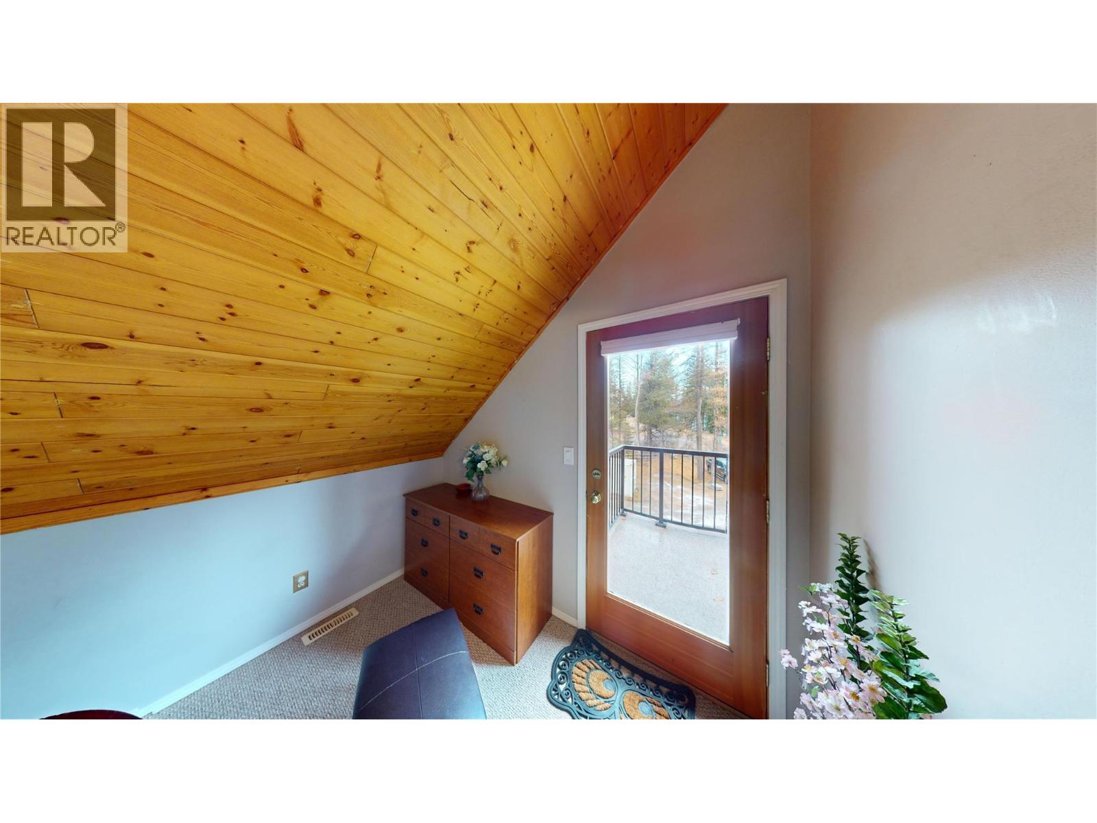 9725 Braunagel Road, Moyie, British Columbia  V0B 2A0 - Photo 29 - 10391014
