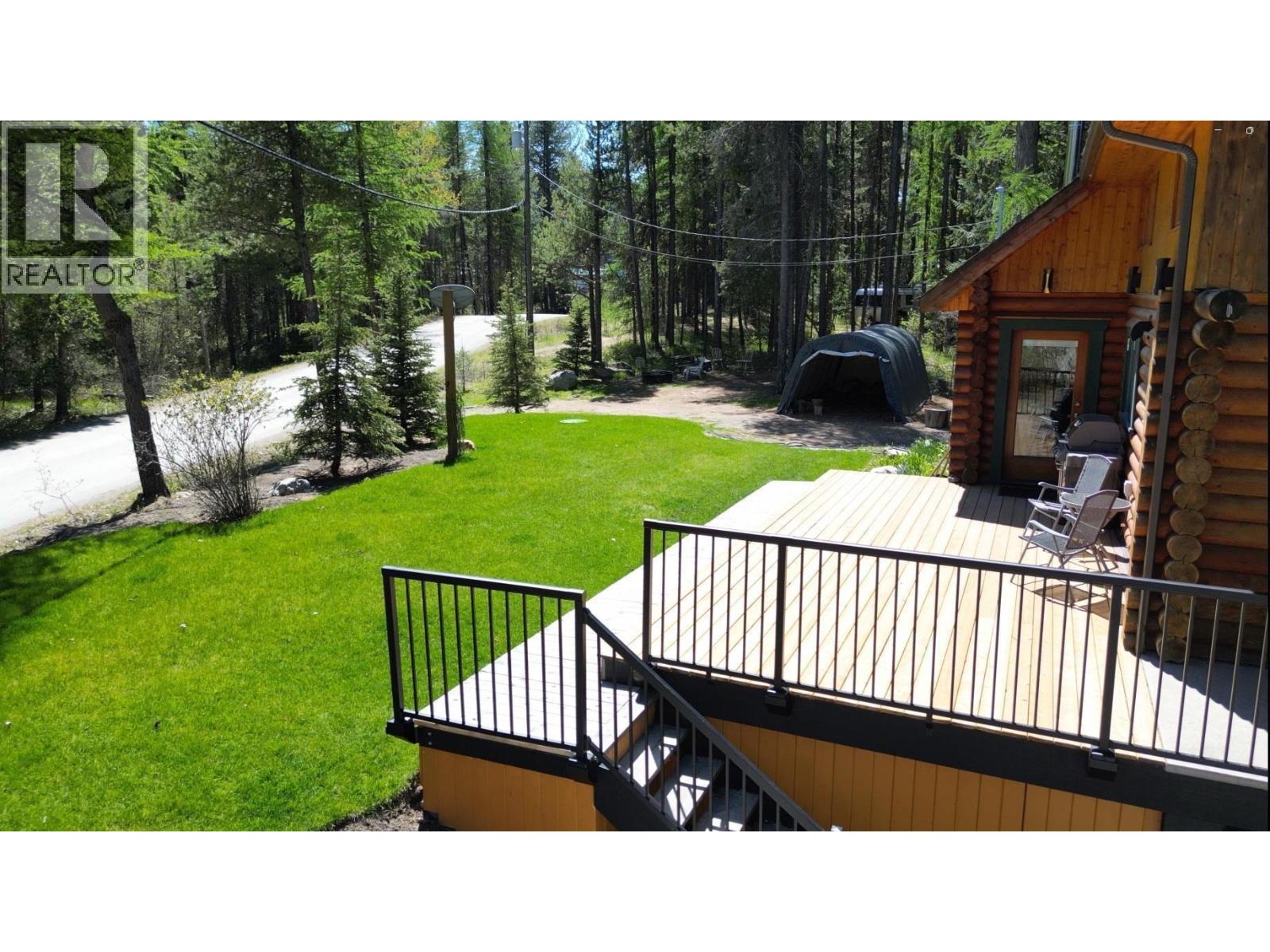 9725 Braunagel Road, Moyie, British Columbia  V0B 2A0 - Photo 3 - 10391014