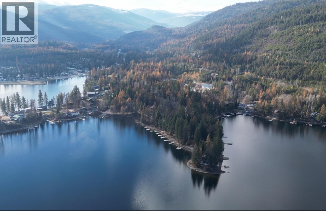 9725 Braunagel Road, Moyie, British Columbia  V0B 2A0 - Photo 7 - 10391014
