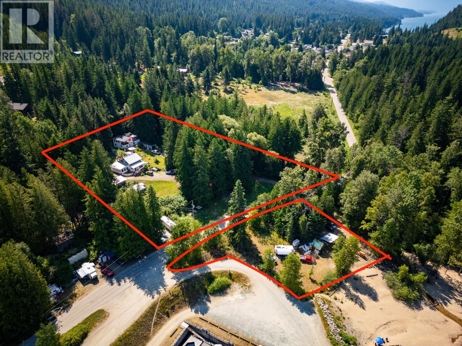1766 RIONDEL  N Road, riondel, British Columbia