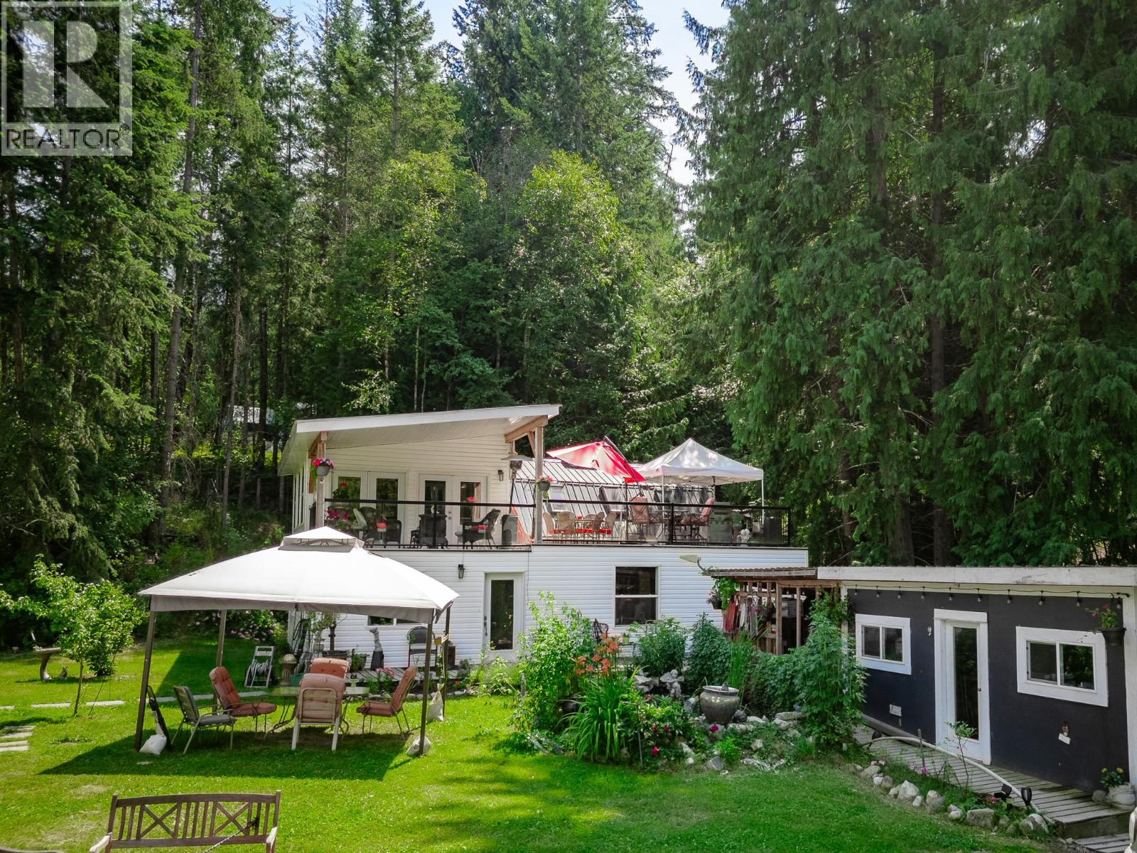 1766 Riondel  N Road, Riondel, British Columbia  V0B 2B0 - Photo 23 - 10390309
