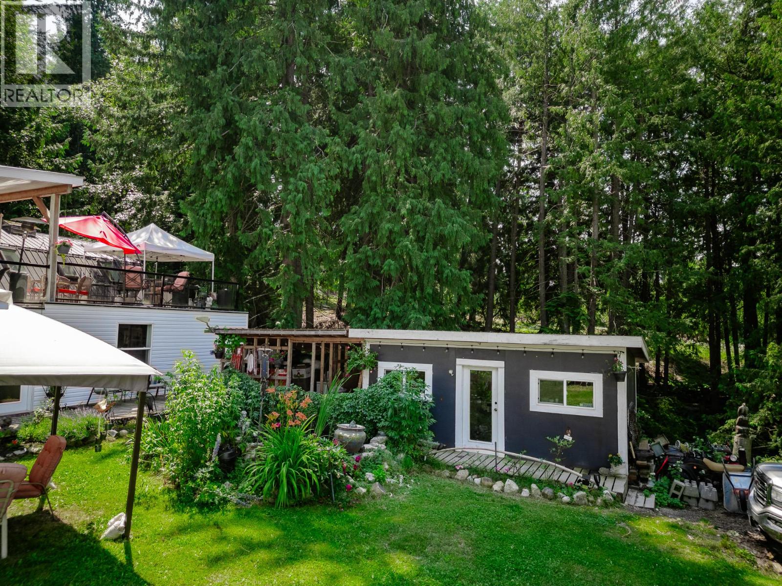 1766 Riondel  N Road, Riondel, British Columbia  V0B 2B0 - Photo 24 - 10390309