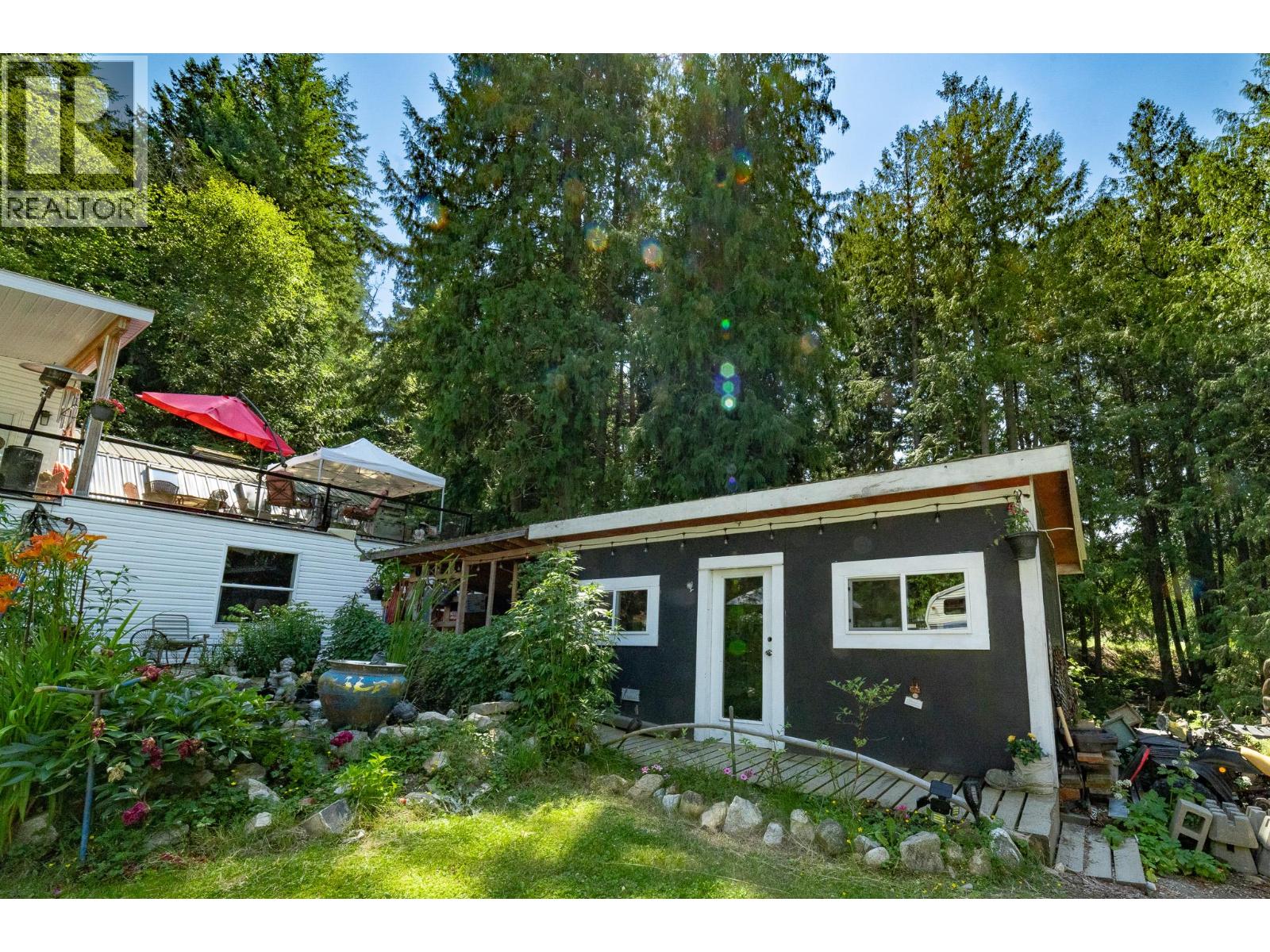 1766 Riondel  N Road, Riondel, British Columbia  V0B 2B0 - Photo 25 - 10390309