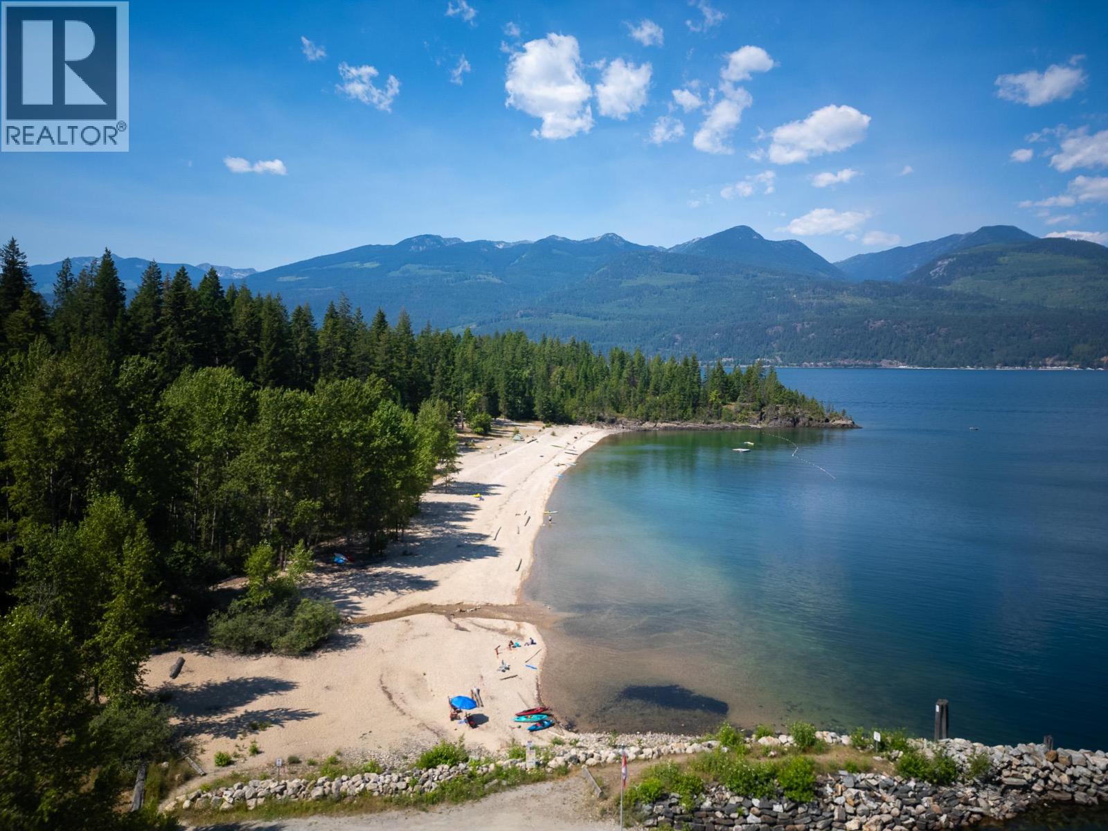1766 Riondel  N Road, Riondel, British Columbia  V0B 2B0 - Photo 4 - 10390309
