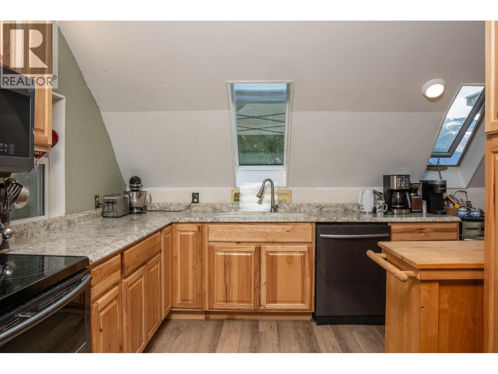 1766 Riondel  N Road, Riondel, British Columbia  V0B 2B0 - Photo 50 - 10390309