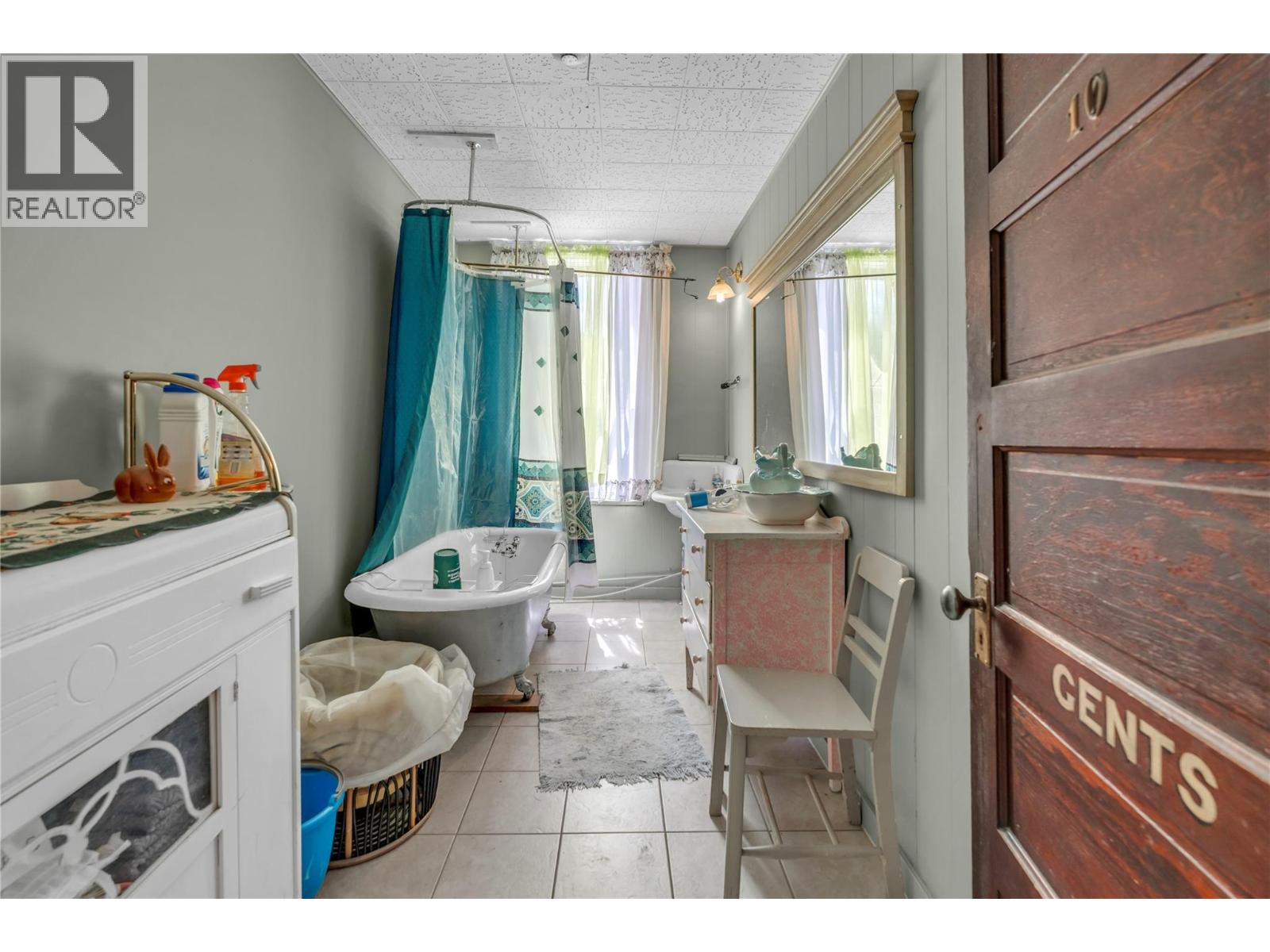 1853 Main Street, Coalmont-Tulameen, British Columbia  V0X 1G0 - Photo 3 - 10391061