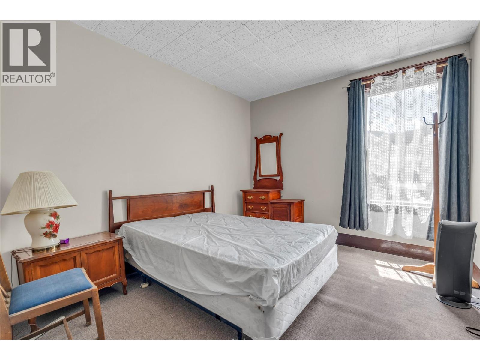 1853 Main Street, Coalmont-Tulameen, British Columbia  V0X 1G0 - Photo 4 - 10391061