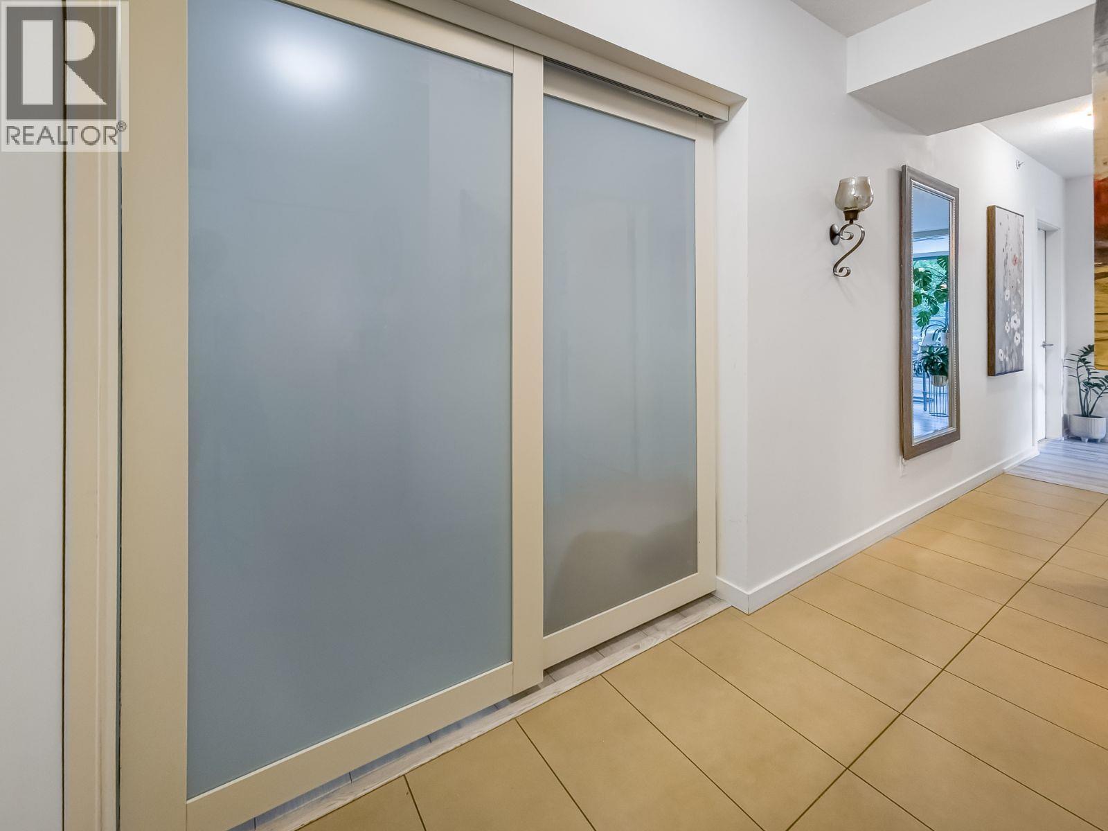 1075 Sunset Drive Unit# 401, Kelowna, British Columbia  V1Y 9Y9 - Photo 19 - 10390759