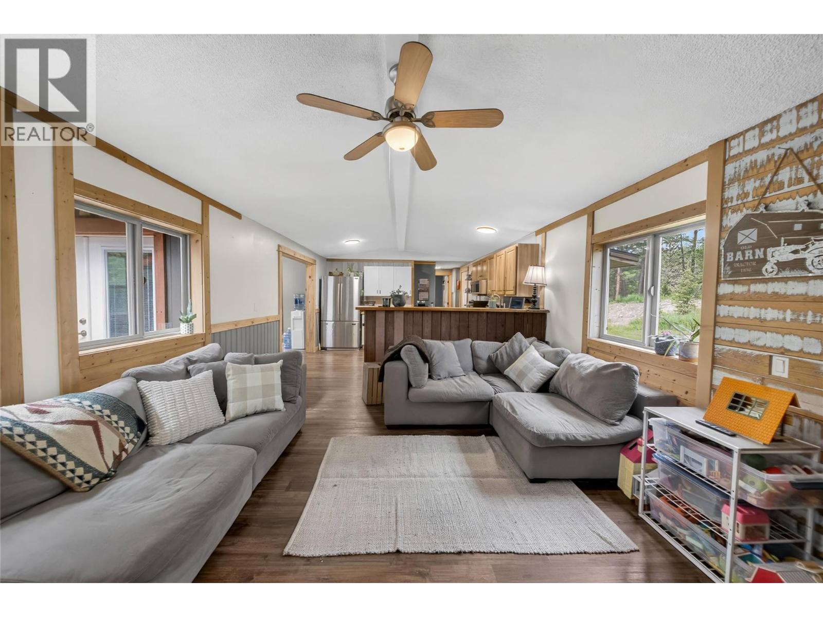 3675 Edwards Road, Baynes Lake, British Columbia  V0B 1T4 - Photo 10 - 10390500