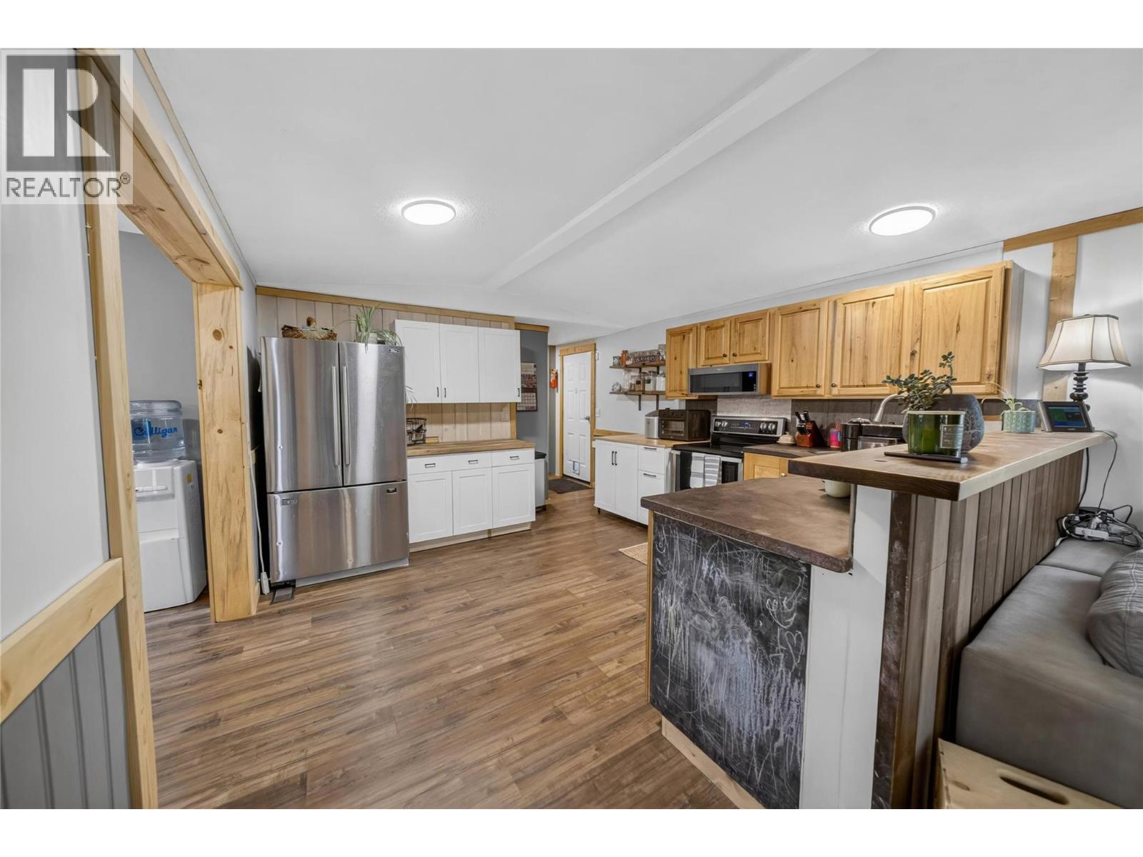 3675 Edwards Road, Baynes Lake, British Columbia  V0B 1T4 - Photo 11 - 10390500