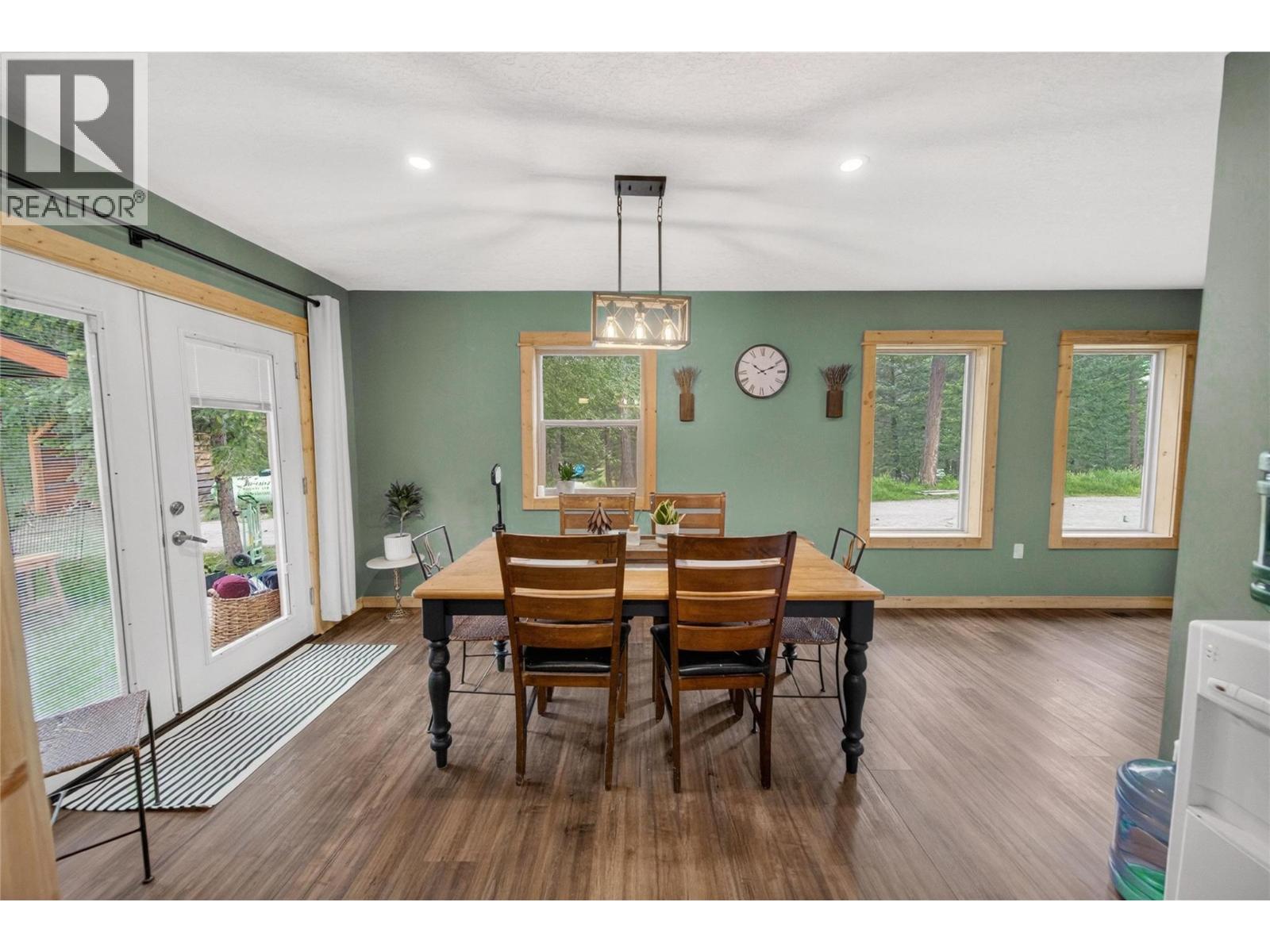 3675 Edwards Road, Baynes Lake, British Columbia  V0B 1T4 - Photo 16 - 10390500