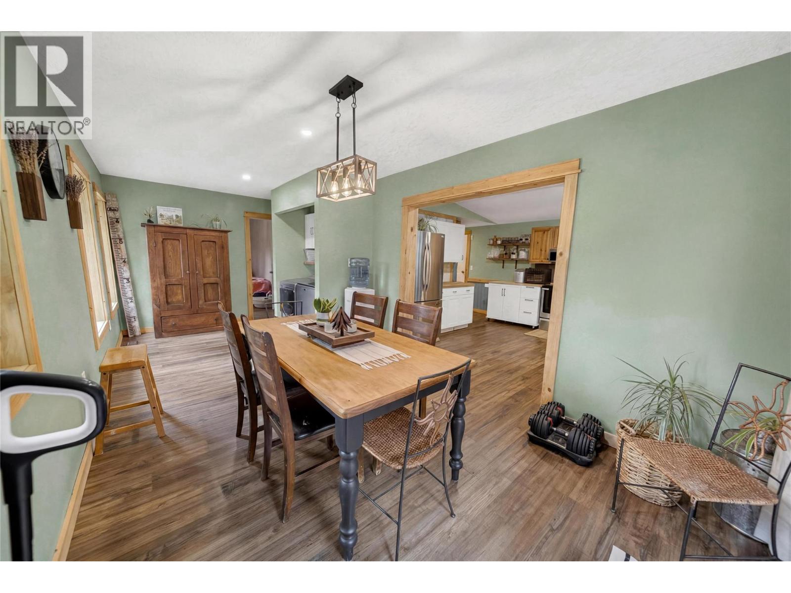 3675 Edwards Road, Baynes Lake, British Columbia  V0B 1T4 - Photo 17 - 10390500