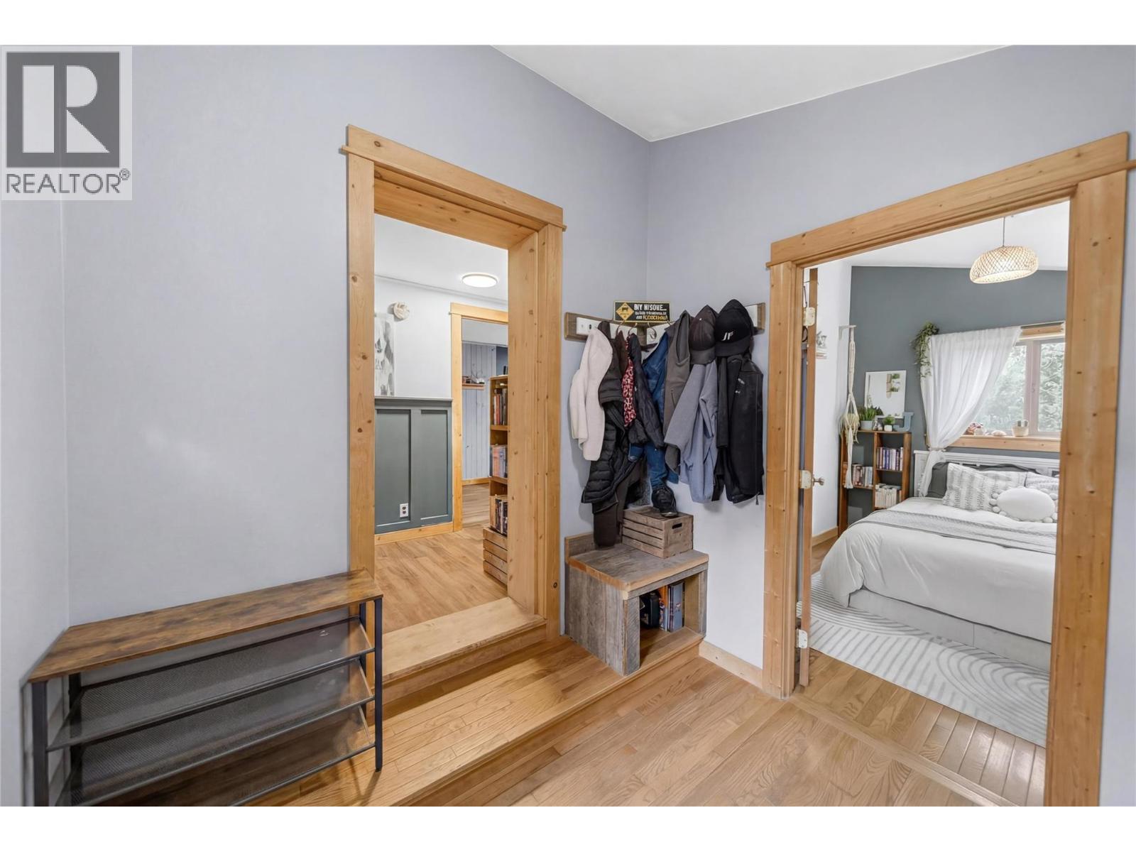 3675 Edwards Road, Baynes Lake, British Columbia  V0B 1T4 - Photo 5 - 10390500