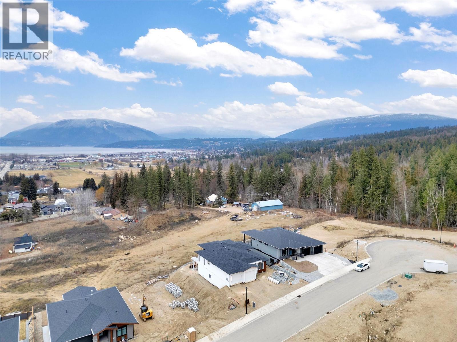 931 25 Avenue Sw, Salmon Arm, British Columbia  V1E 1T9 - Photo 11 - 10390854