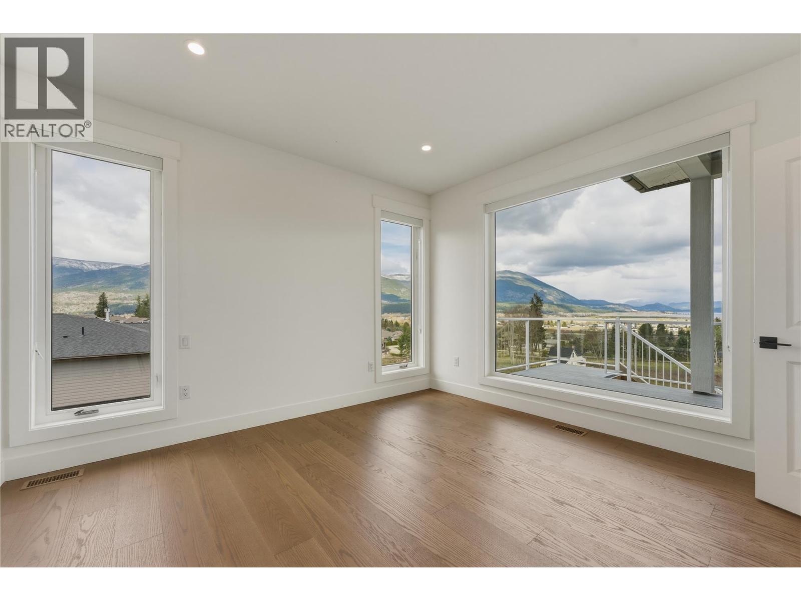 931 25 Avenue Sw, Salmon Arm, British Columbia  V1E 1T9 - Photo 6 - 10390854
