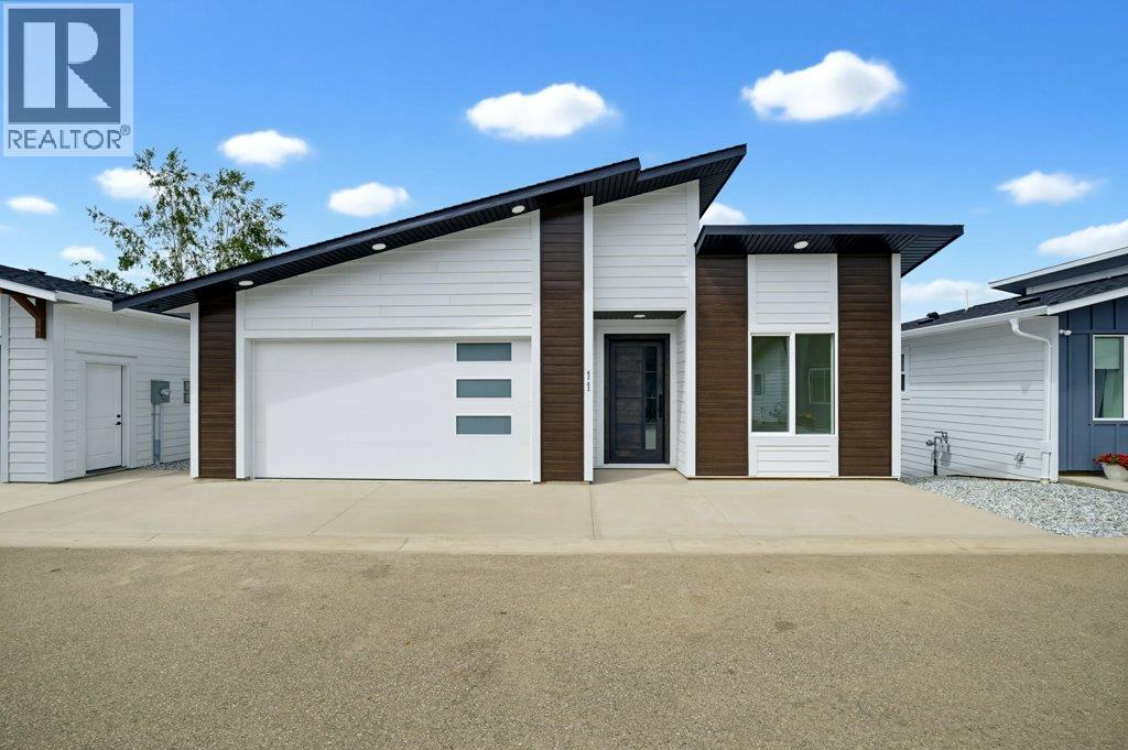 1840 10 Street SW Unit# 11, salmon arm, British Columbia