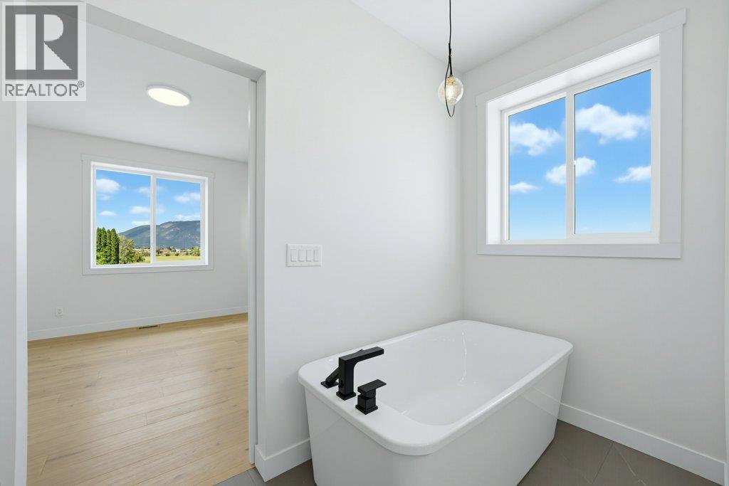 1840 10 Street Sw Unit# 11, Salmon Arm, British Columbia  V1E 0H2 - Photo 22 - 10390849