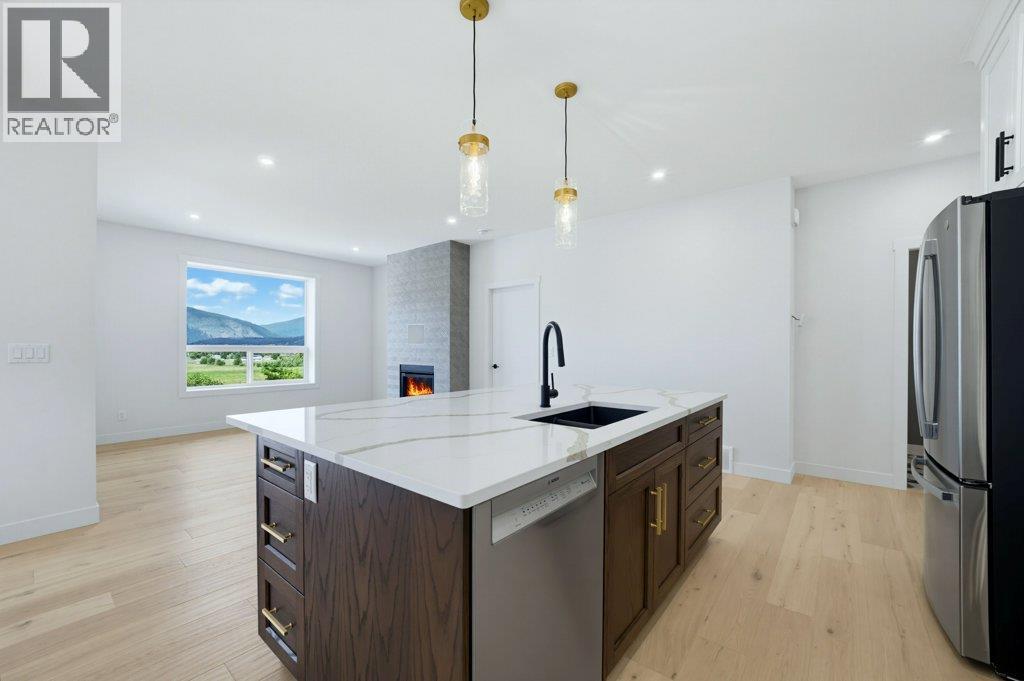 1840 10 Street Sw Unit# 11, Salmon Arm, British Columbia  V1E 0H2 - Photo 7 - 10390849