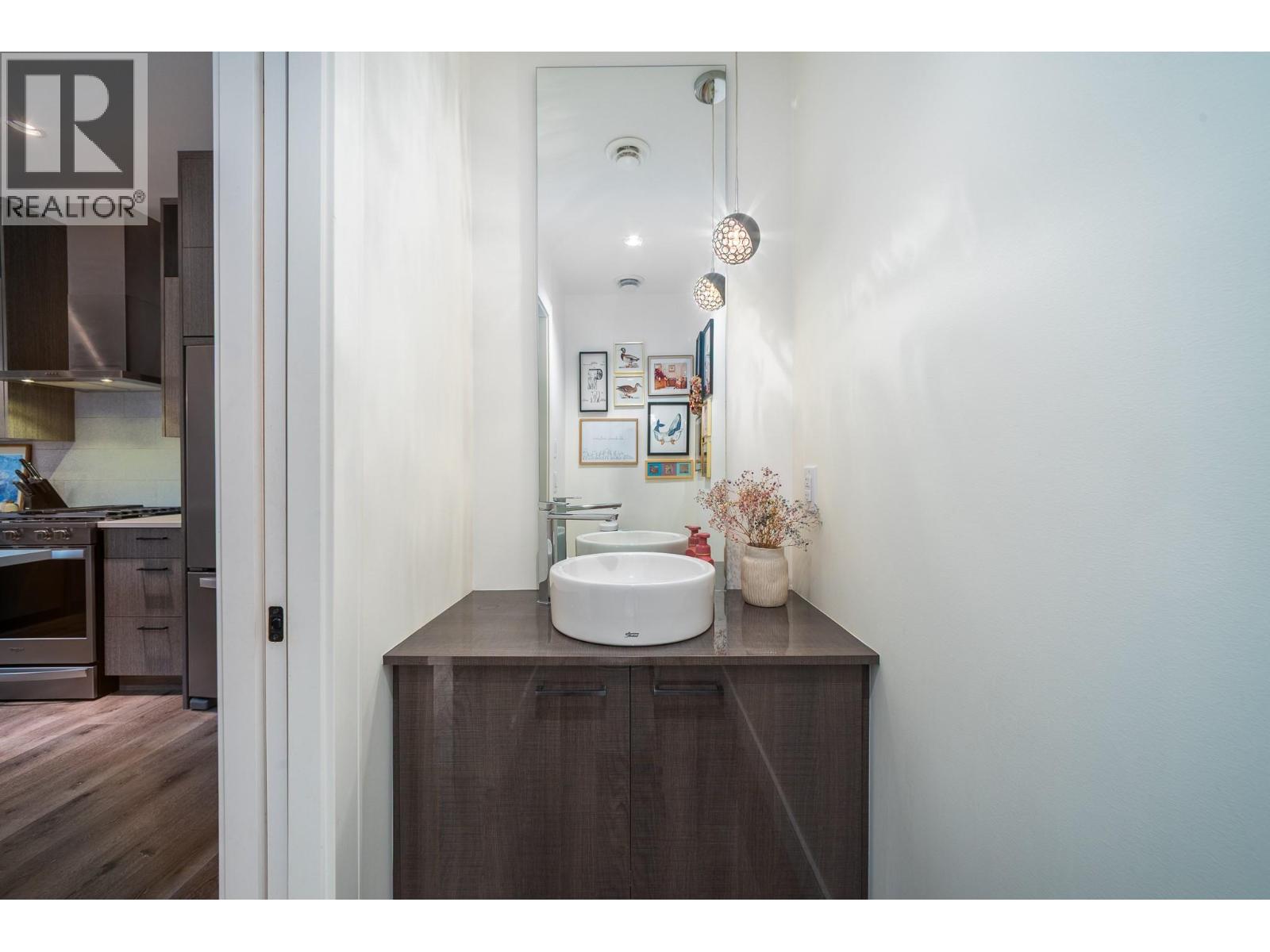 805 Burne Avenue Unit# 4, Kelowna, British Columbia  V1Y 5P6 - Photo 11 - 10390901