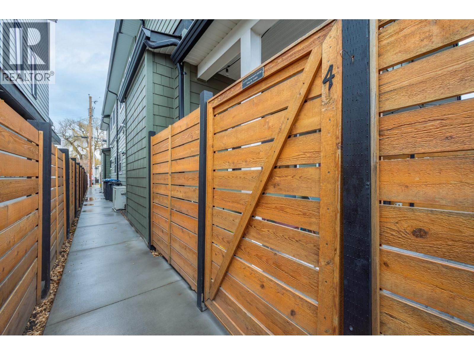 805 Burne Avenue Unit# 4, Kelowna, British Columbia  V1Y 5P6 - Photo 31 - 10390901