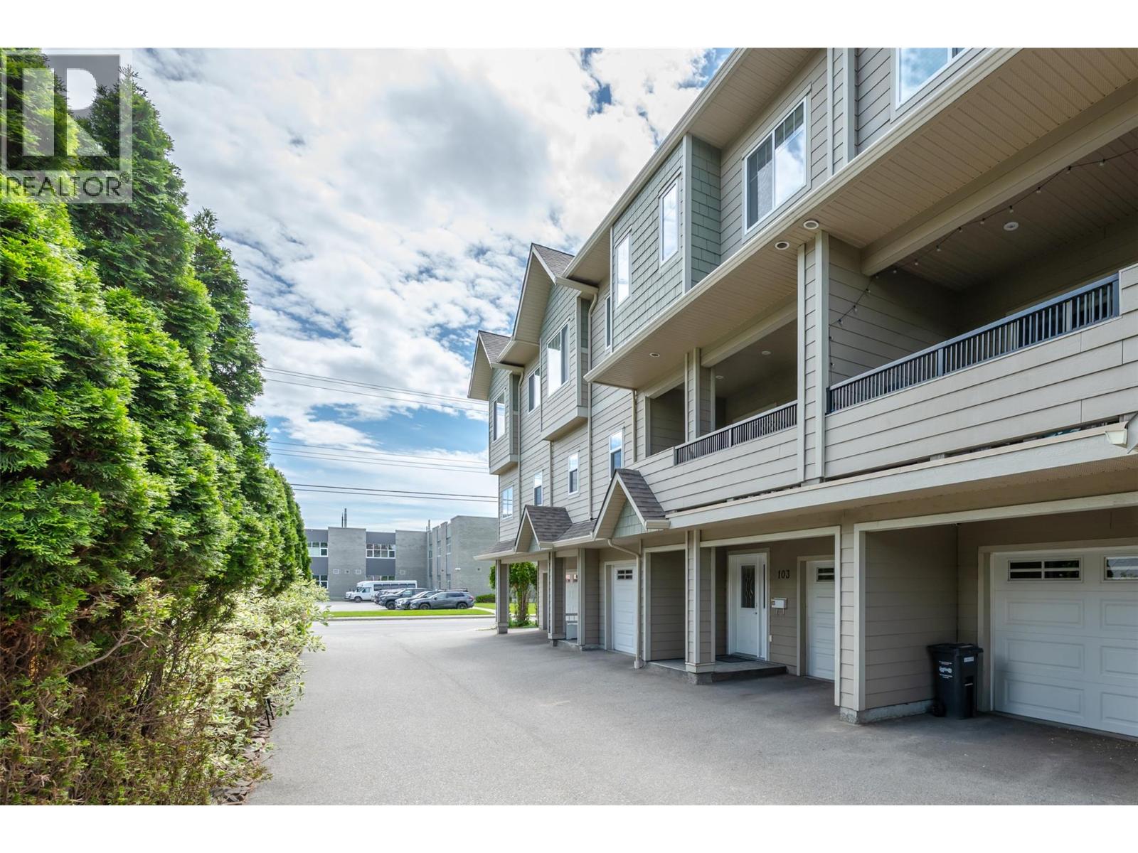 123 Green Avenue W Unit# 103, Penticton, British Columbia  V2A 3S9 - Photo 2 - 10390947
